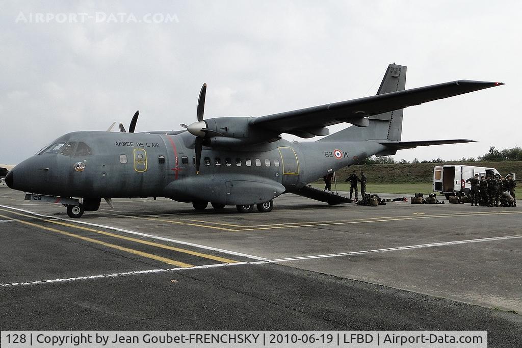 128, Airtech CN-235-200M C/N C128, ESTA 2E.062 