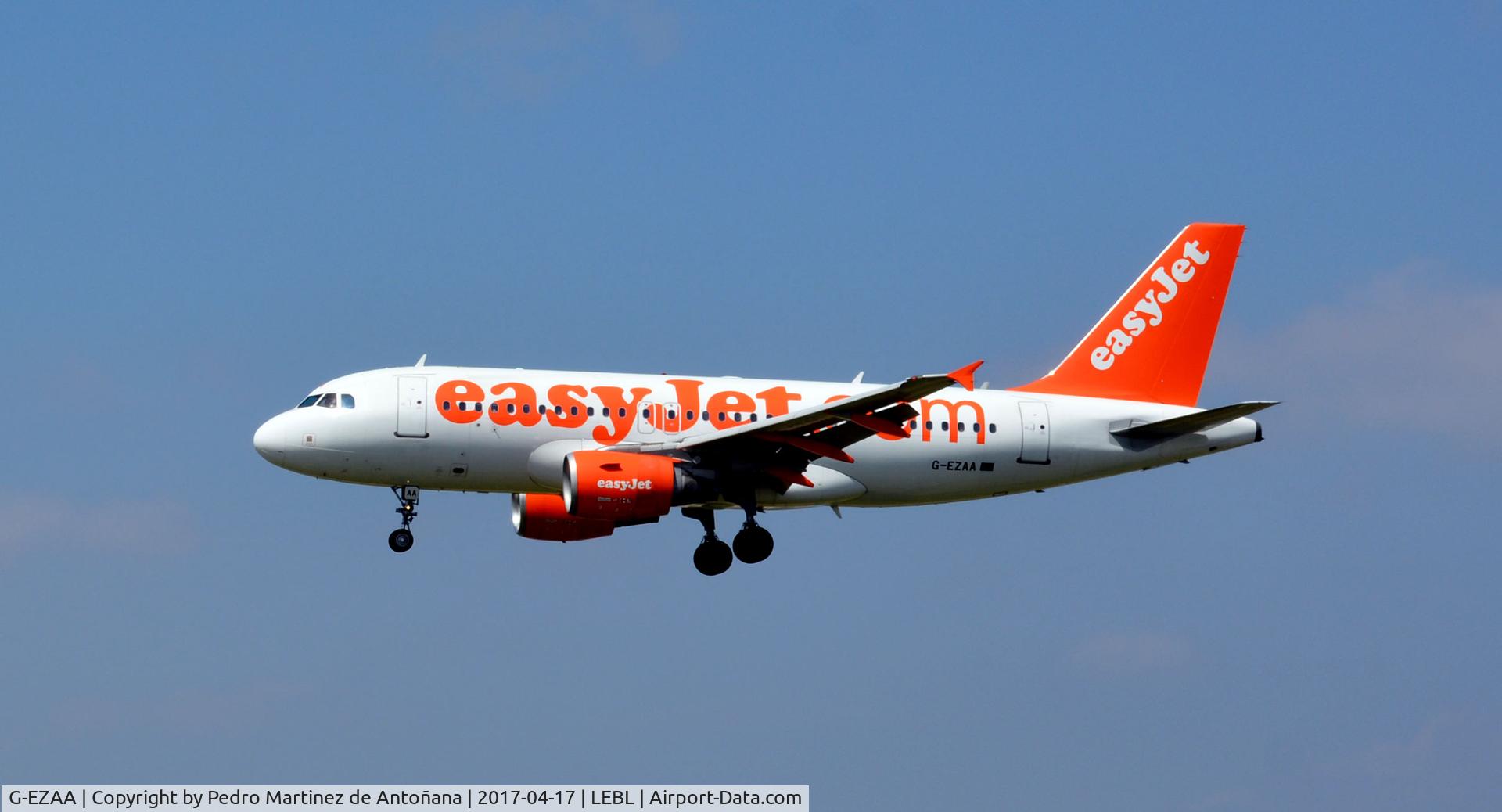 G-EZAA, 2006 Airbus A319-111 C/N 2677, El Prat  -  Barcelona  -  España