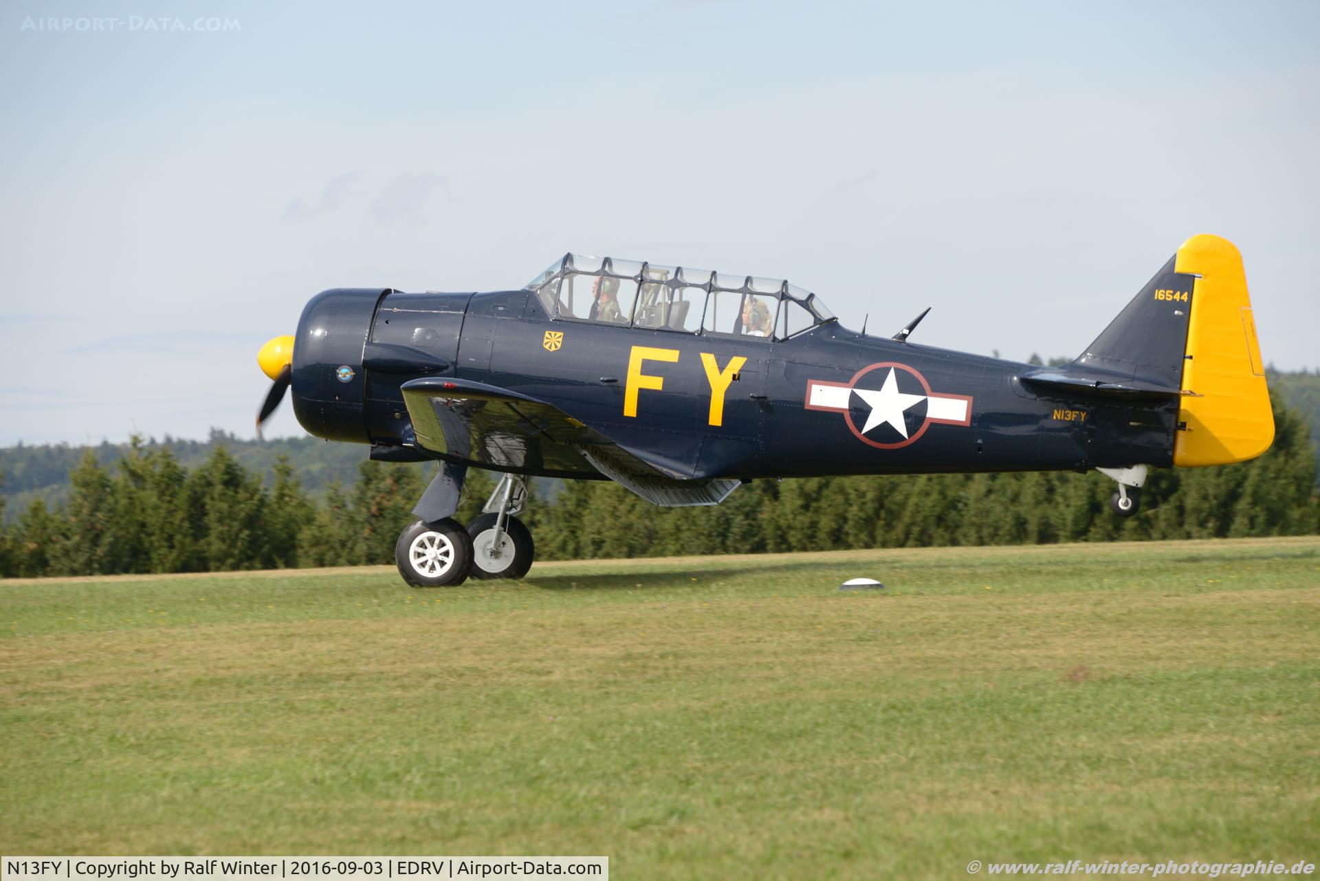 N13FY, 1942 North American AT-6A Texan C/N 78-6922, North American AT-6A Texan - Vintage Aircraft - 78-6922 - N13FY - 03.09.2016 - EDRV