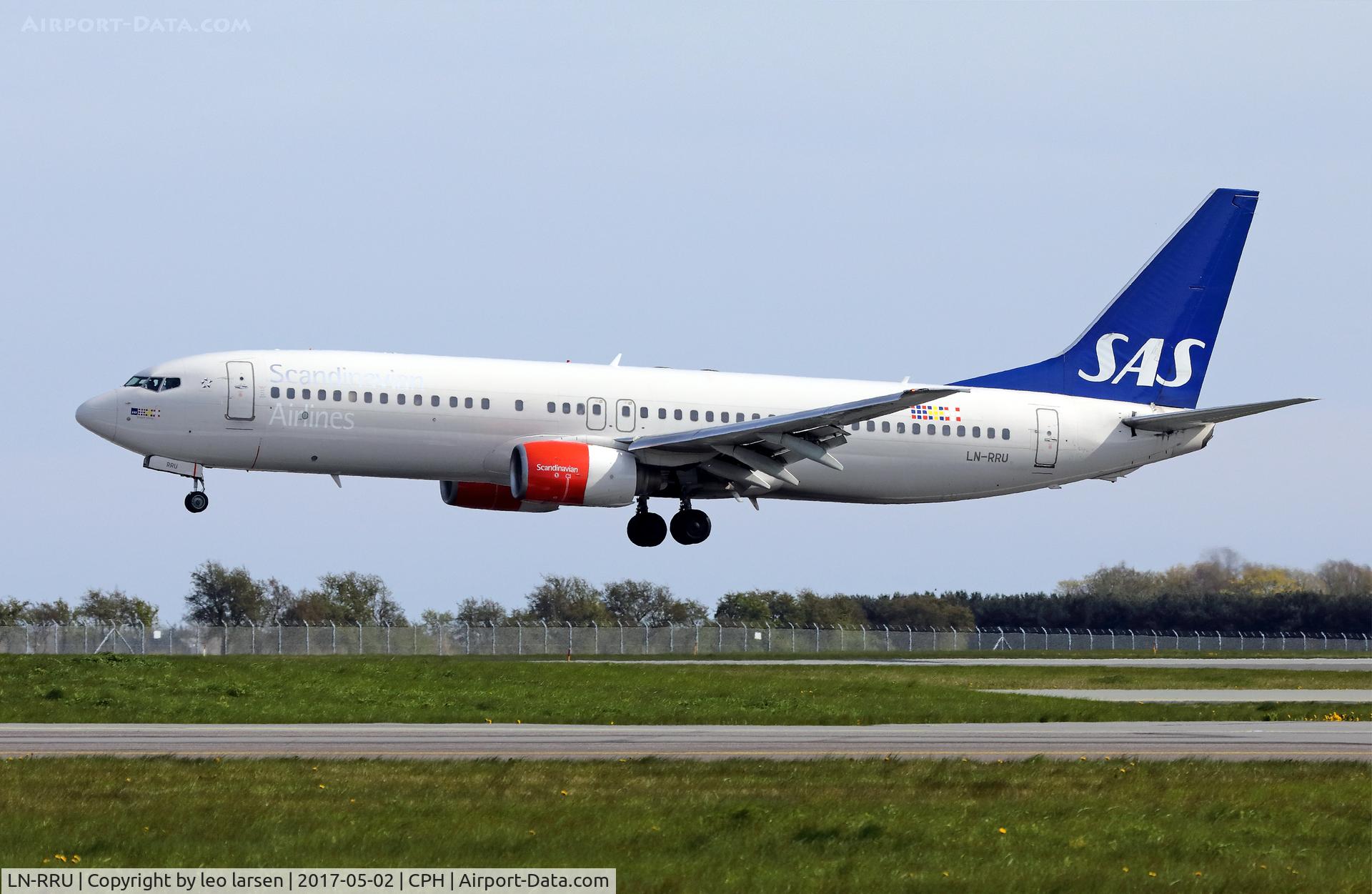 LN-RRU, 2002 Boeing 737-883 C/N 28327, Copenhagen 2.5.2017