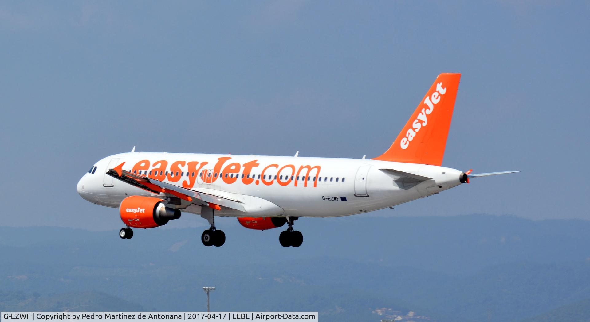 G-EZWF, 2012 Airbus A320-214 C/N 5319, El Prat  -  Barcelona  -  España