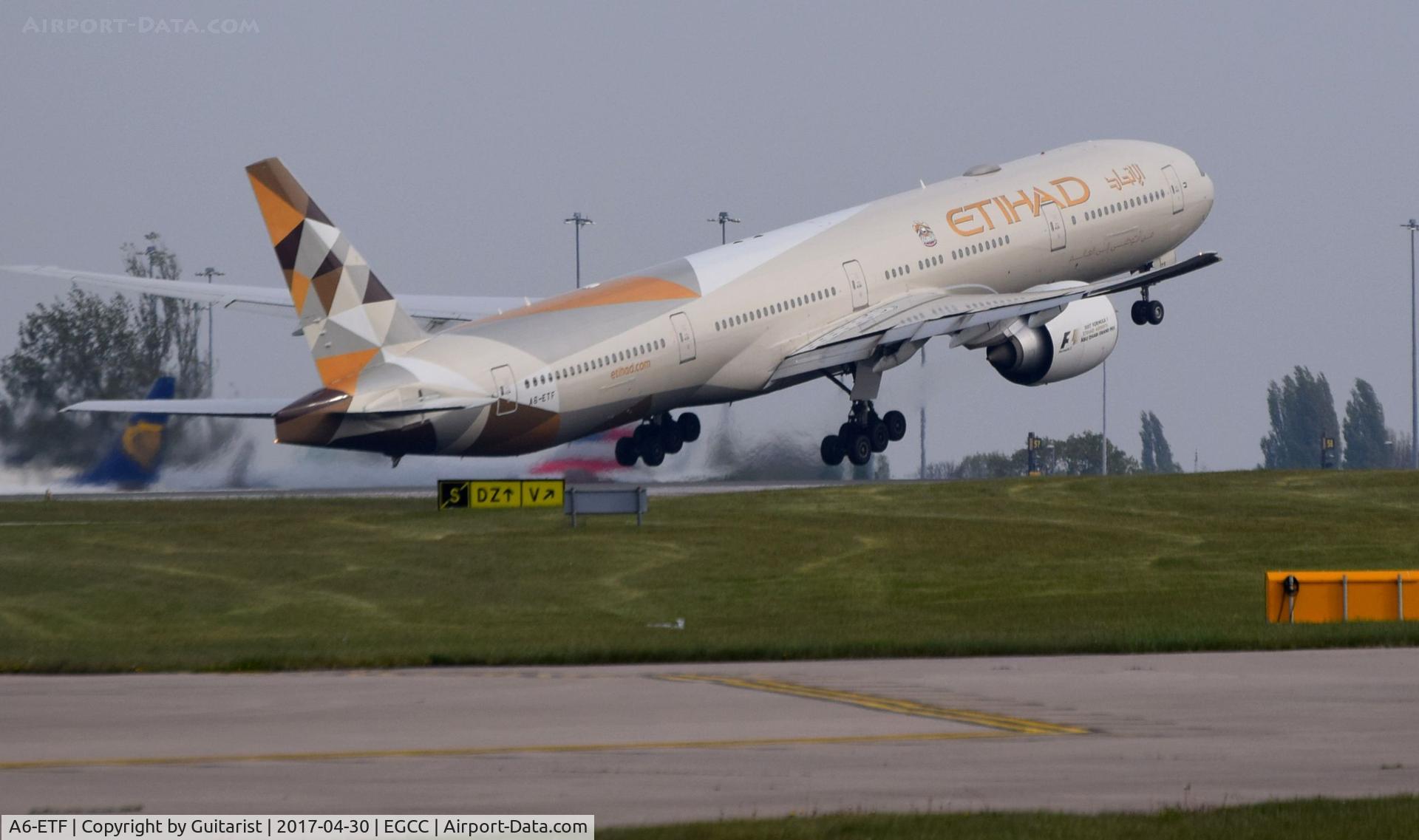 A6-ETF, 2009 Boeing 777-3FX/ER C/N 39700, At Manchester