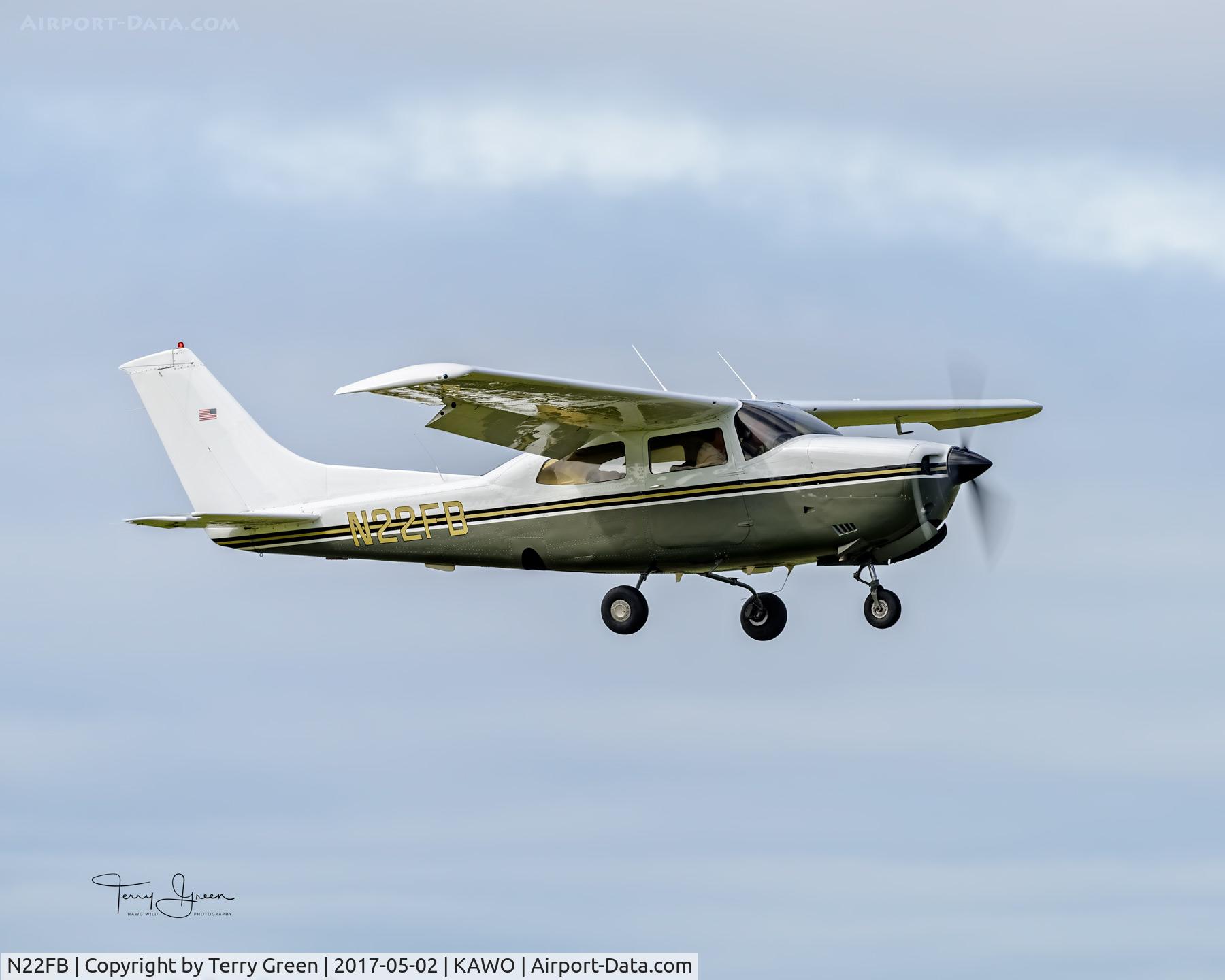N22FB, 1975 Cessna 210L Centurion C/N 21060634, KAWO
