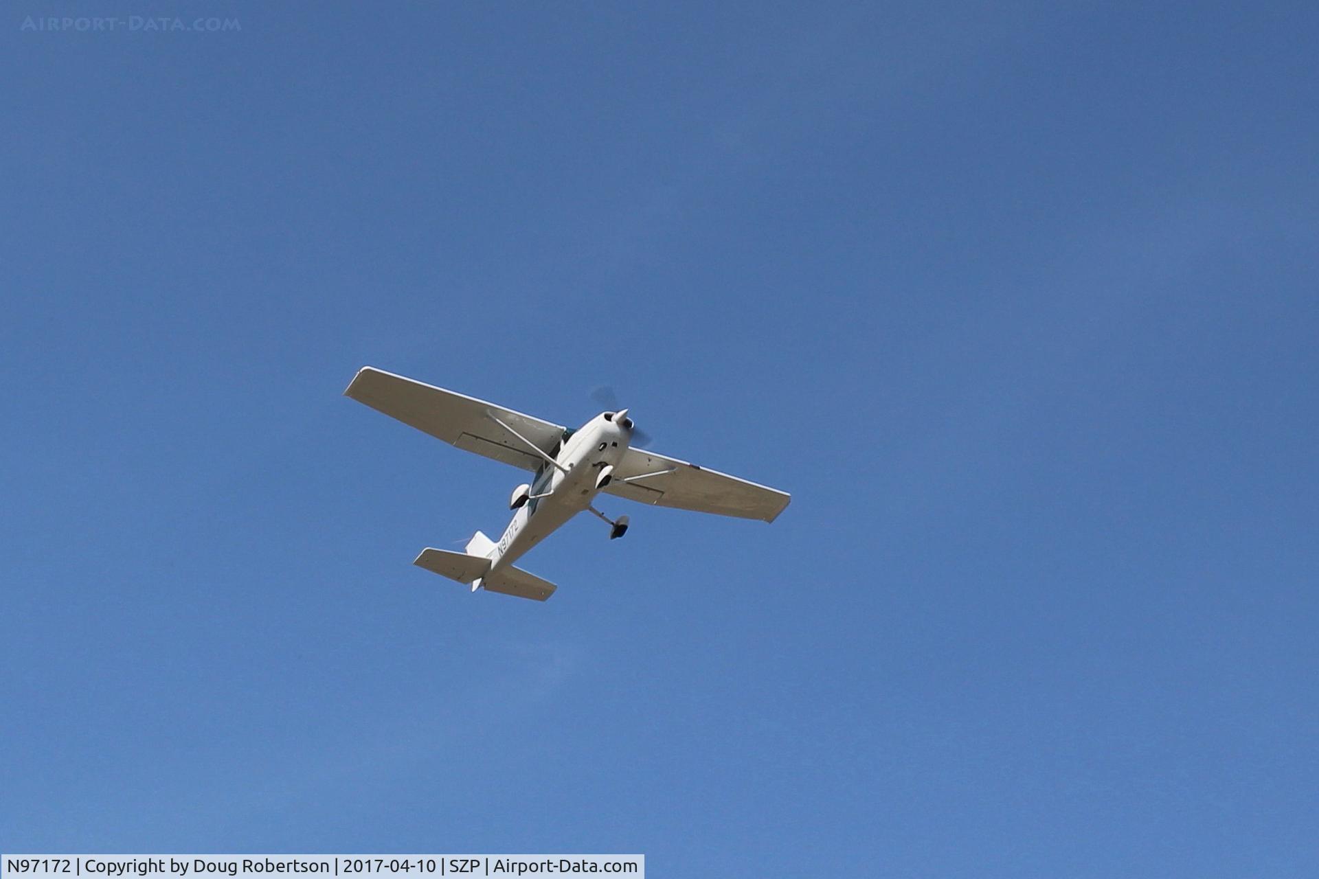 N97172, 1984 Cessna 172P C/N 17276162, 1984 Cessna 172P SKYHAWK, Lycoming 0-320-D2J 160 Hp, takeoff climb Rwy 04