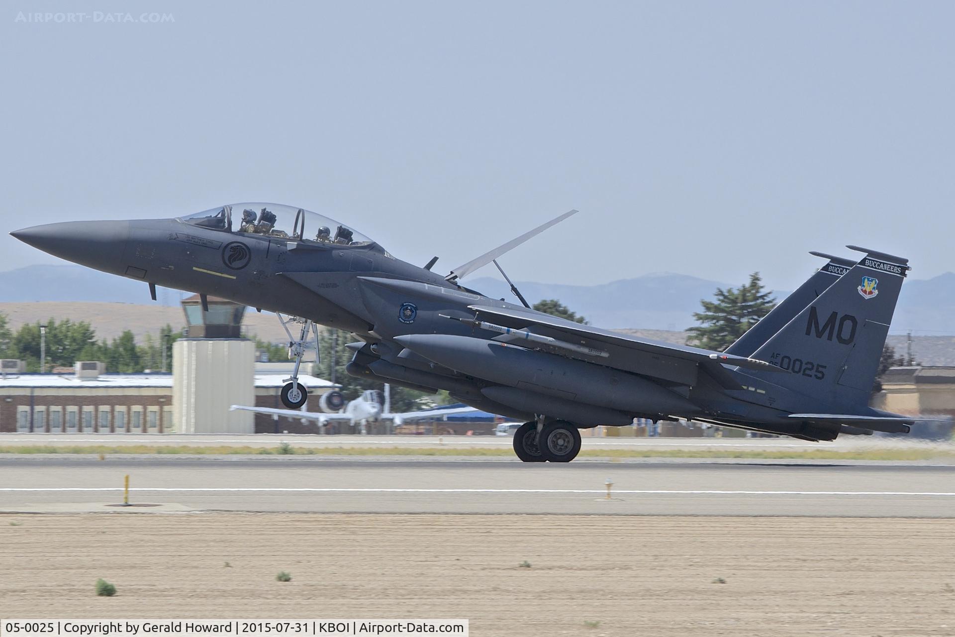 05-0025, 2005 Boeing F-15SG Strike Eagle C/N SG25, Landing RWY 10L.