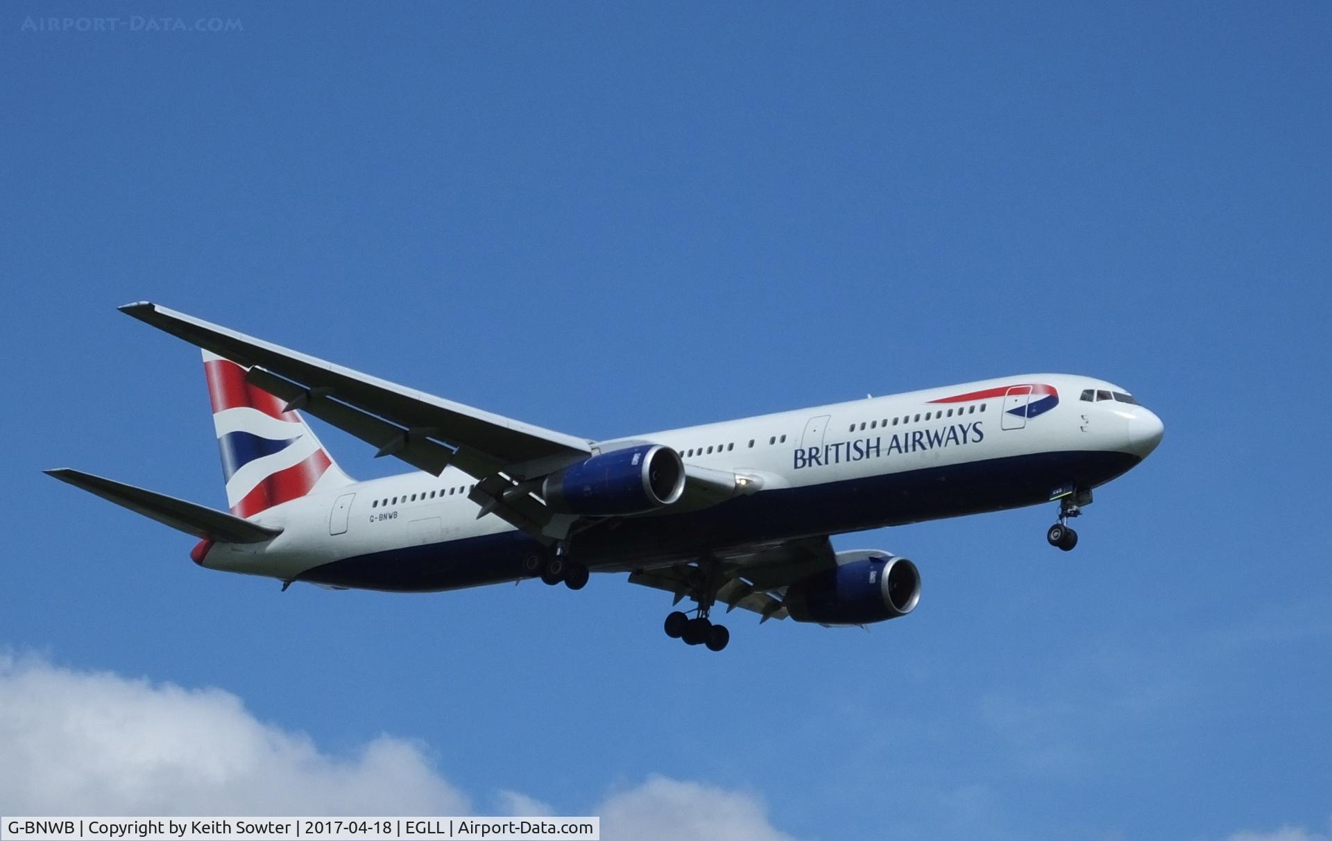 G-BNWB, 1989 Boeing 767-336 C/N 24334, Short finals to land 09L at Heathrow