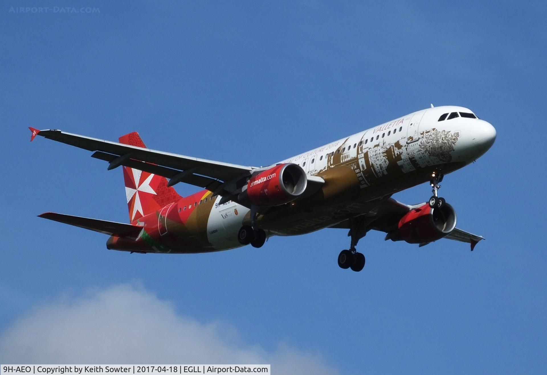 9H-AEO, 2006 Airbus A320-214 C/N 2768, Short finals to land on runway 09L at Heathrow