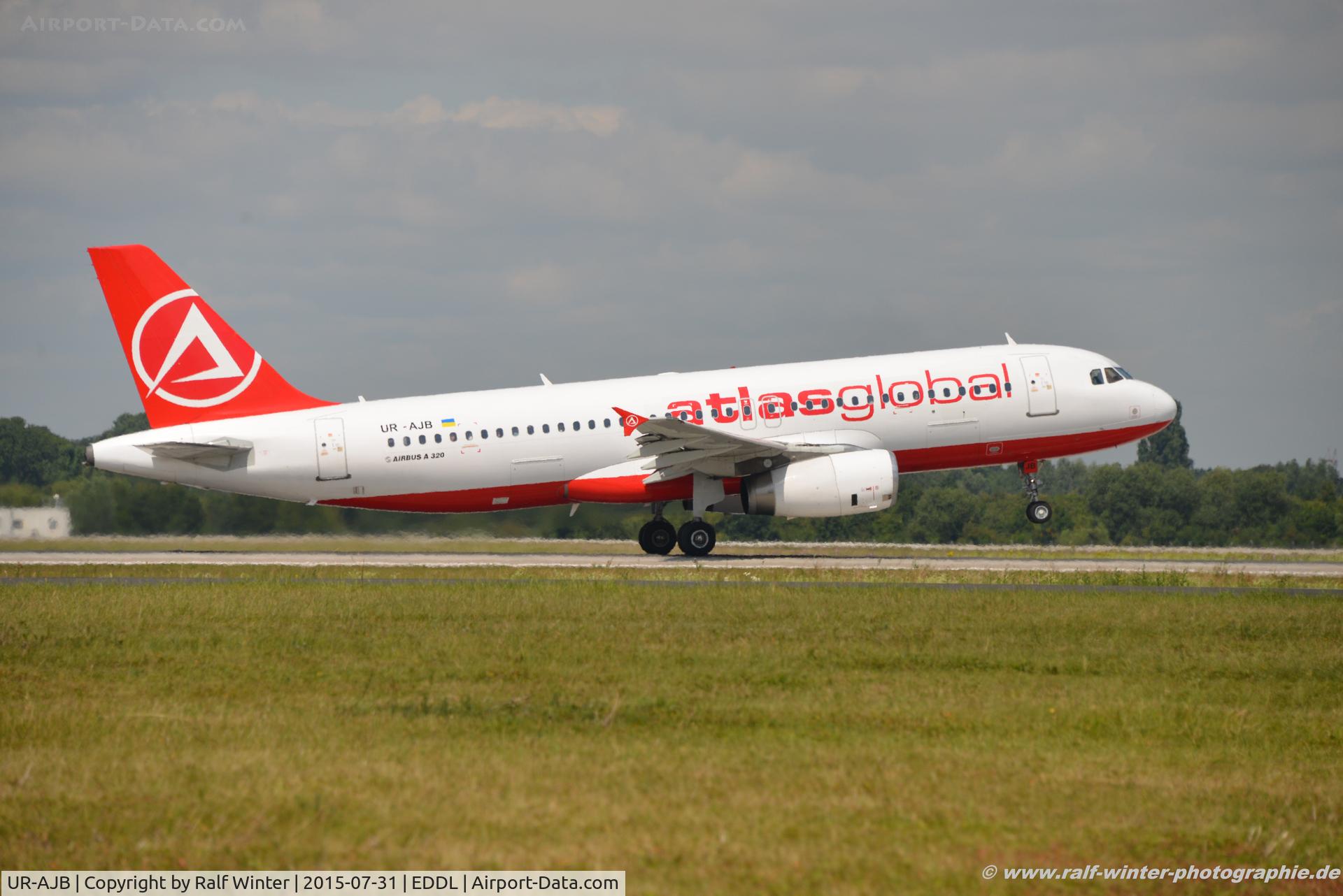 UR-AJB, 1997 Airbus A320-233 C/N 733, Airbus  A320-233 - UH UJX Atlas Global Ukraine - 733 - UR-AJB - 31.07.2015 - DUS