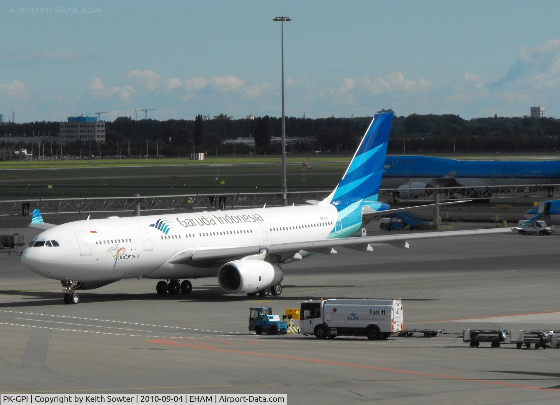 PK-GPI, 2009 Airbus A330-243 C/N 1052, Taxying in