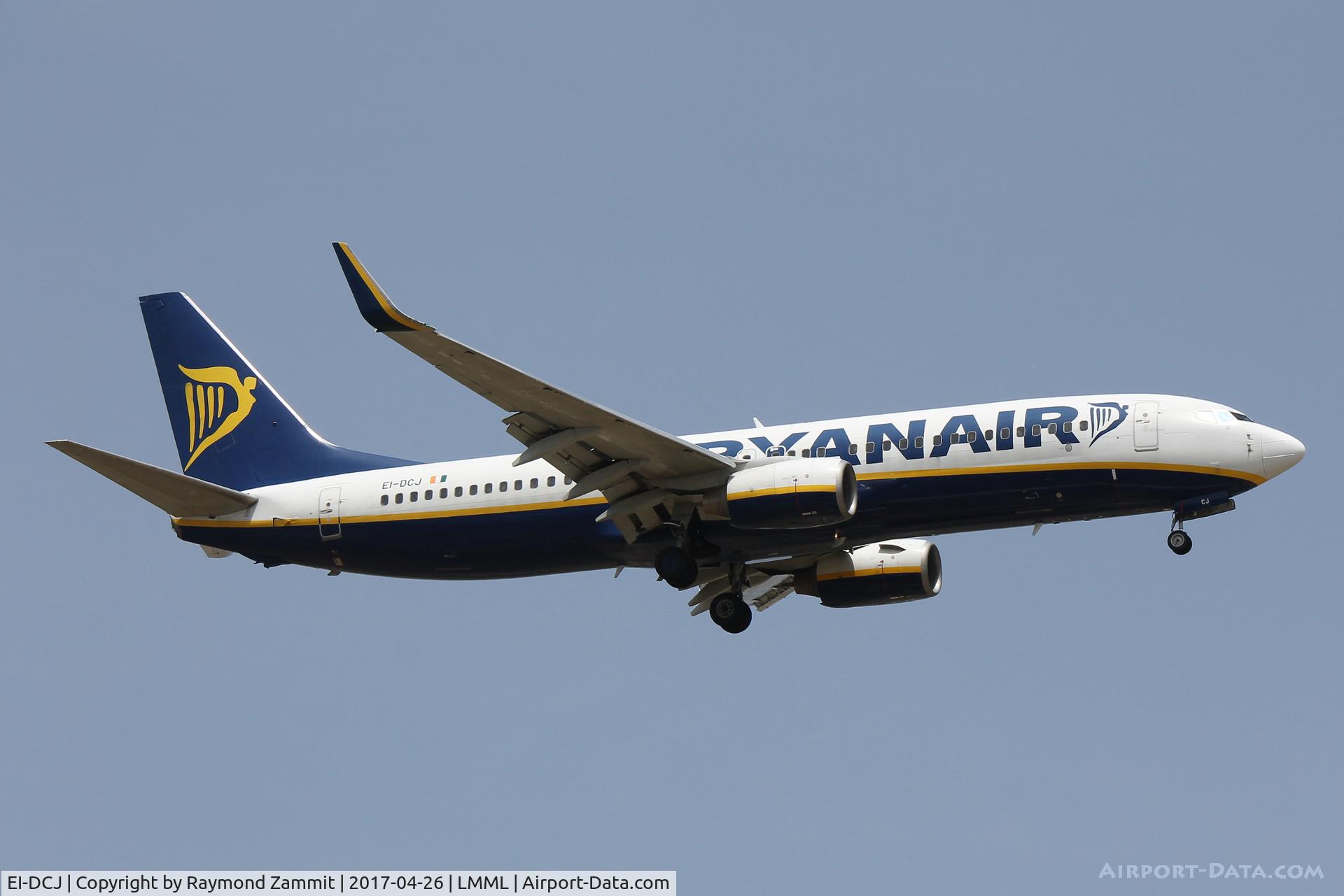 EI-DCJ, 2004 Boeing 737-8AS C/N 33564, B737-800 EI-DCJ Ryanair