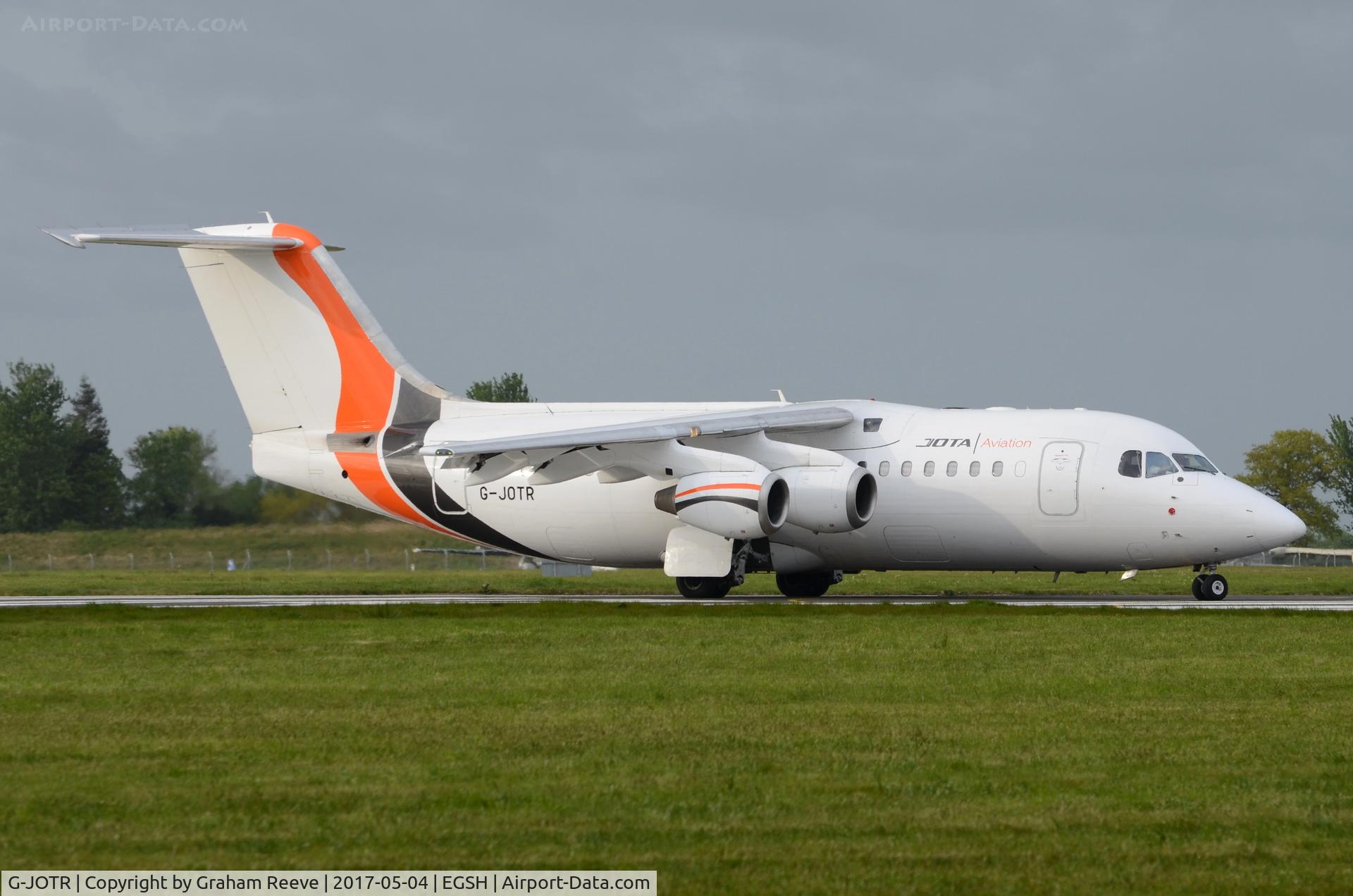 G-JOTR, 1996 British Aerospace Avro 146-RJ85 C/N E.2294, About to depart from Norwich.