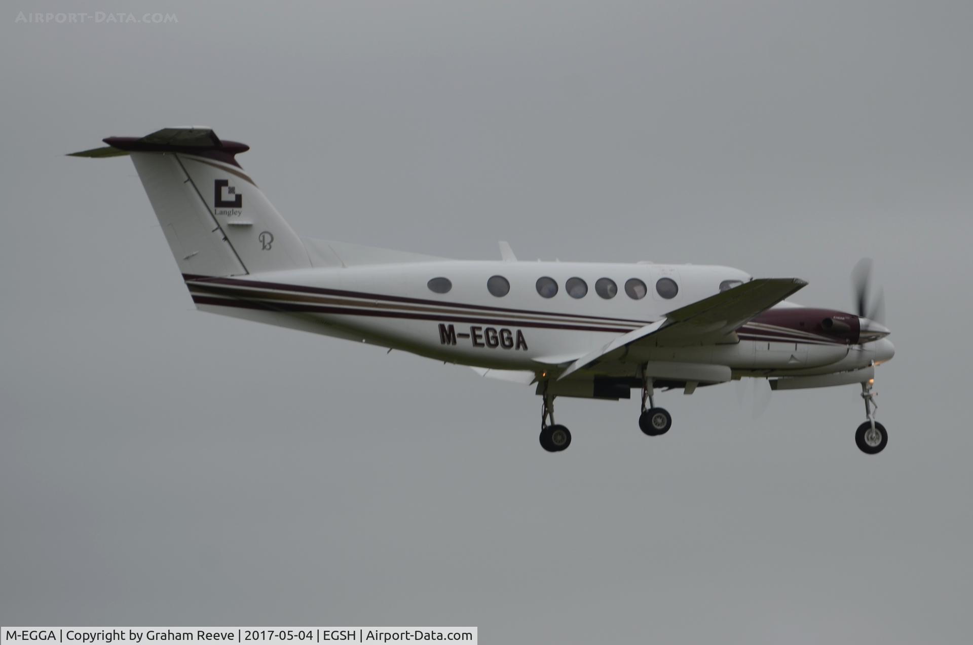 M-EGGA, 2006 Raytheon B200 King Air C/N BB-1933, Landing at Norwich.