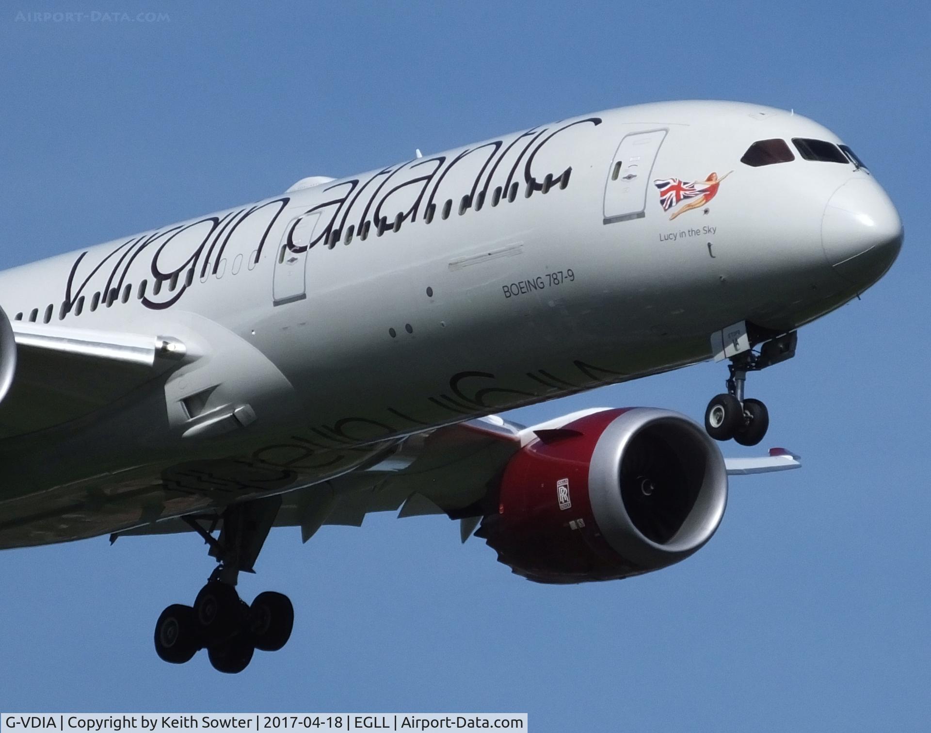 G-VDIA, 2016 Boeing 787-9 Dreamliner Dreamliner C/N 37975, Short finals to land on runway 09L at Heathrow