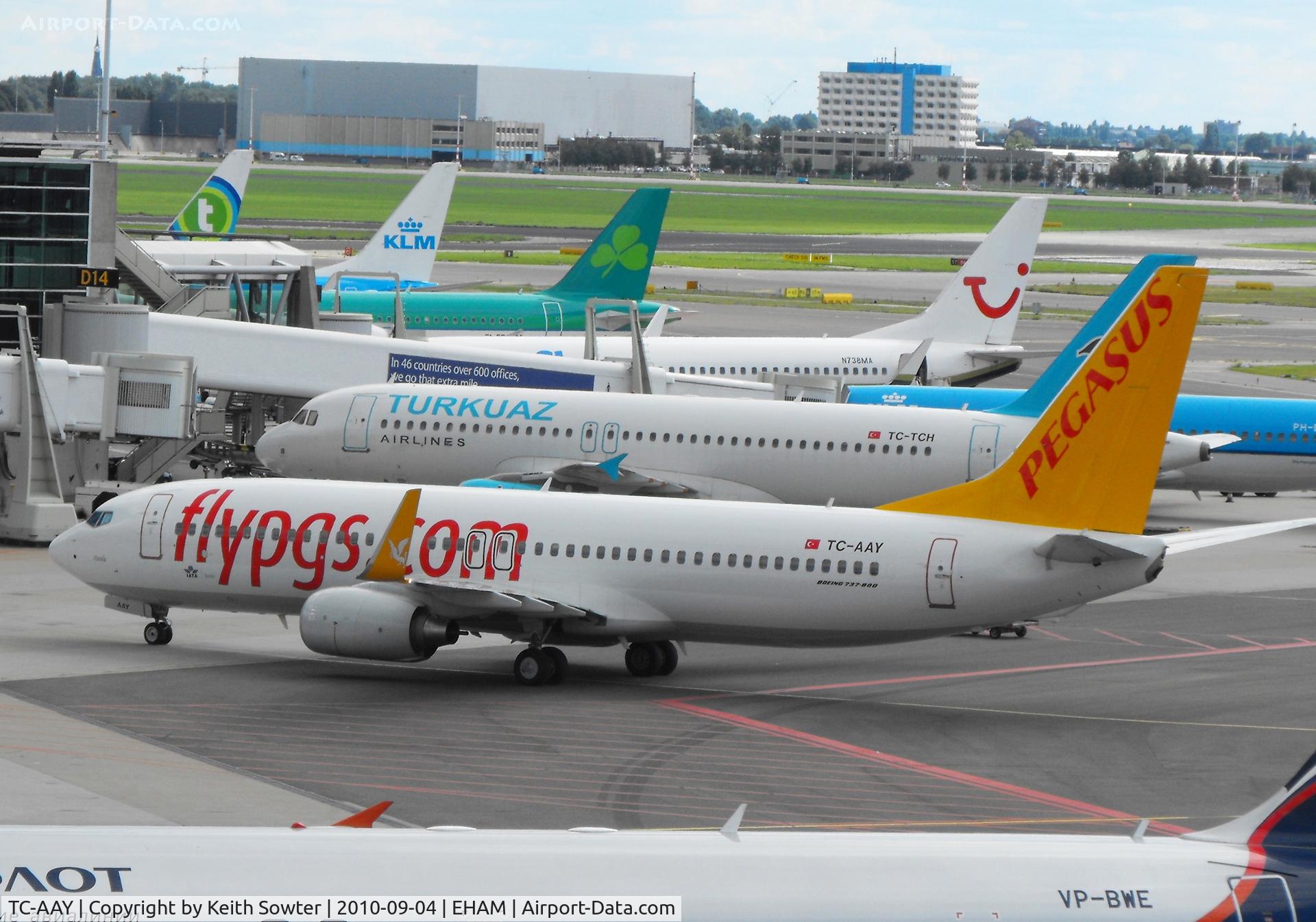 TC-AAY, 2010 Boeing 737-82R C/N 40874, Taxying in
