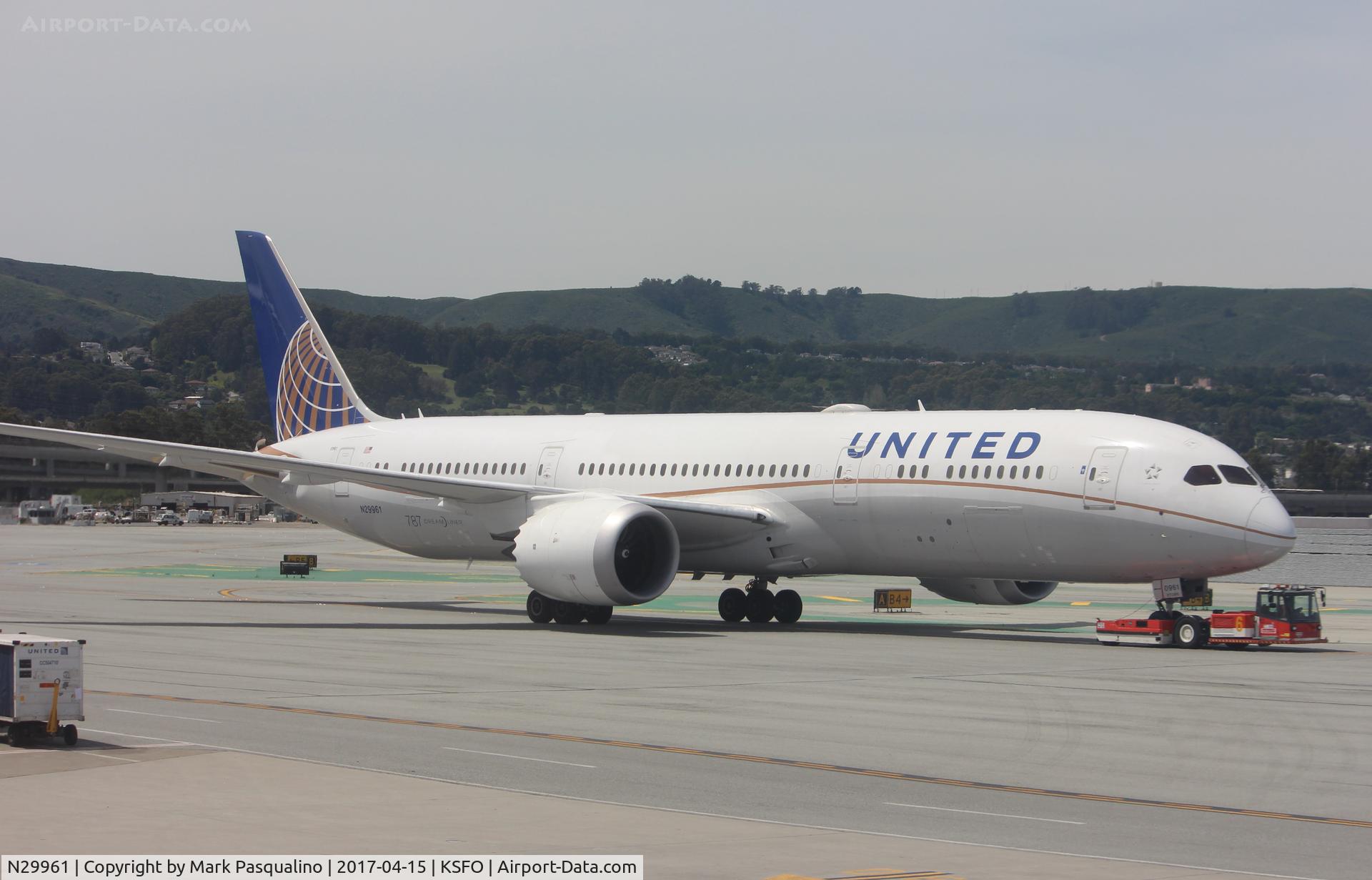 N29961, 2015 Boeing 787-9 Dreamliner Dreamliner C/N 37811, Boeing 787-9