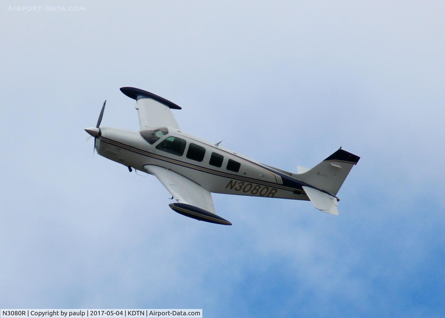 N3080R, 1987 Beech A36 Bonanza 36 C/N E-2390, At Downtown Shreveport.
