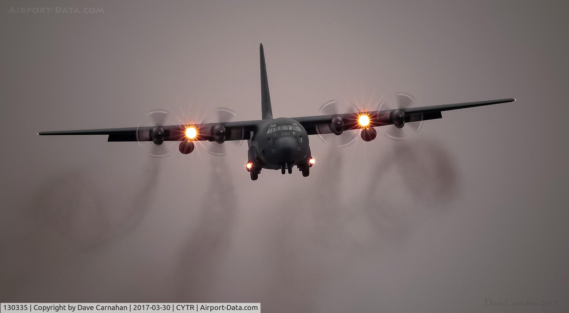 130335, Lockheed CC-130H Hercules C/N 382-4995, Approaching CFB Trenton, Ontario, Canada.