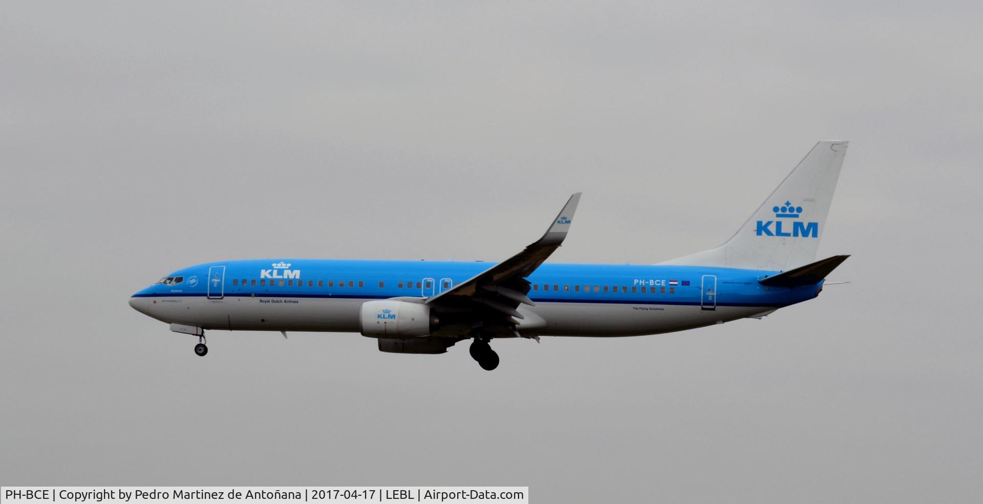 PH-BCE, 2014 Boeing 737-8K2 C/N 42151, El Prat  -  Barcelona  -  España