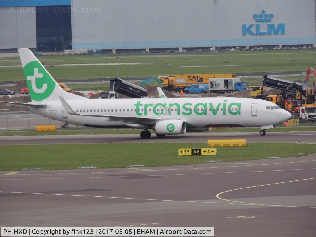 PH-HXD, 2016 Boeing 737-8K2 C/N 61791, TRANSAVIA TAXING