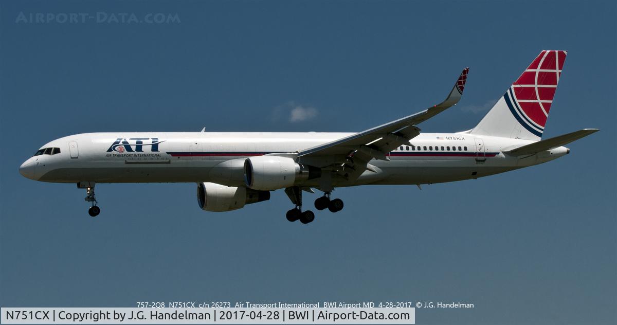 N751CX, 1994 Boeing 757-2Q8 C/N 26273, On final.