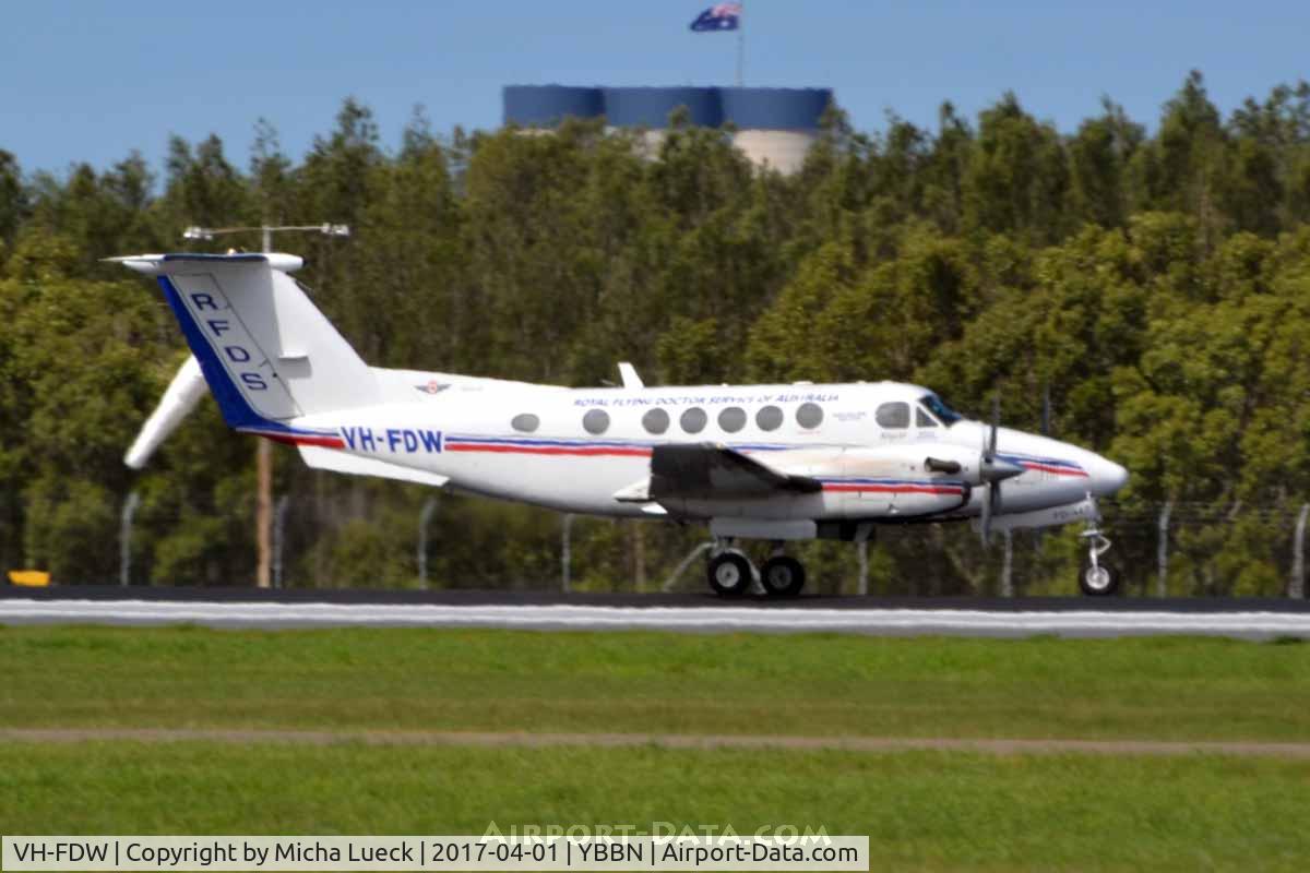 VH-FDW, 2004 Raytheon B200 King Air C/N BB-1880, At Brisbane