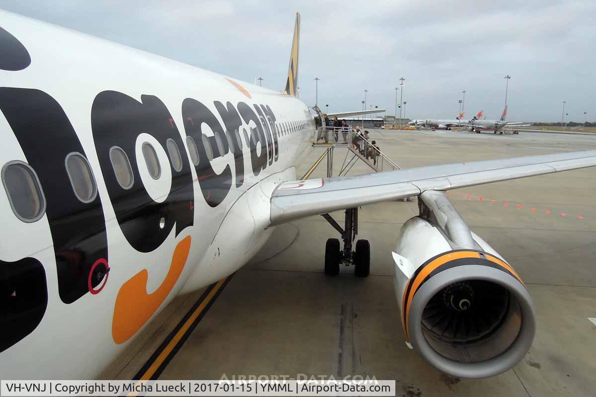 VH-VNJ, 2006 Airbus A320-232 C/N 2982, At Melbourne