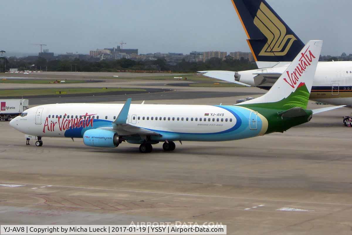 YJ-AV8, 2016 Boeing 737-8SH C/N 42052, At Mascot