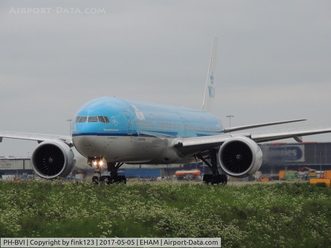 PH-BVI, 2012 Boeing 777-306/ER C/N 35947, KLM 777 OVER QUEBEV