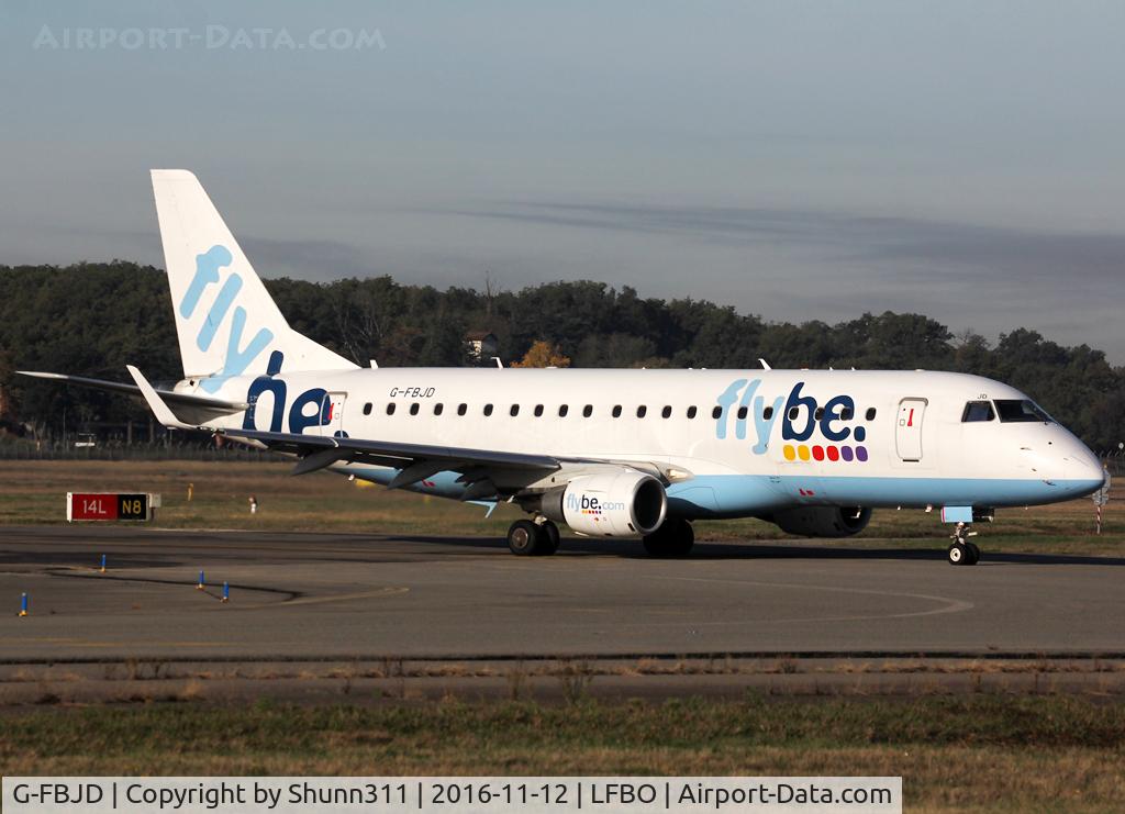 G-FBJD, 2011 Embraer 175STD (ERJ-170-200) C/N 17000329, Taxiing to the Terminal...