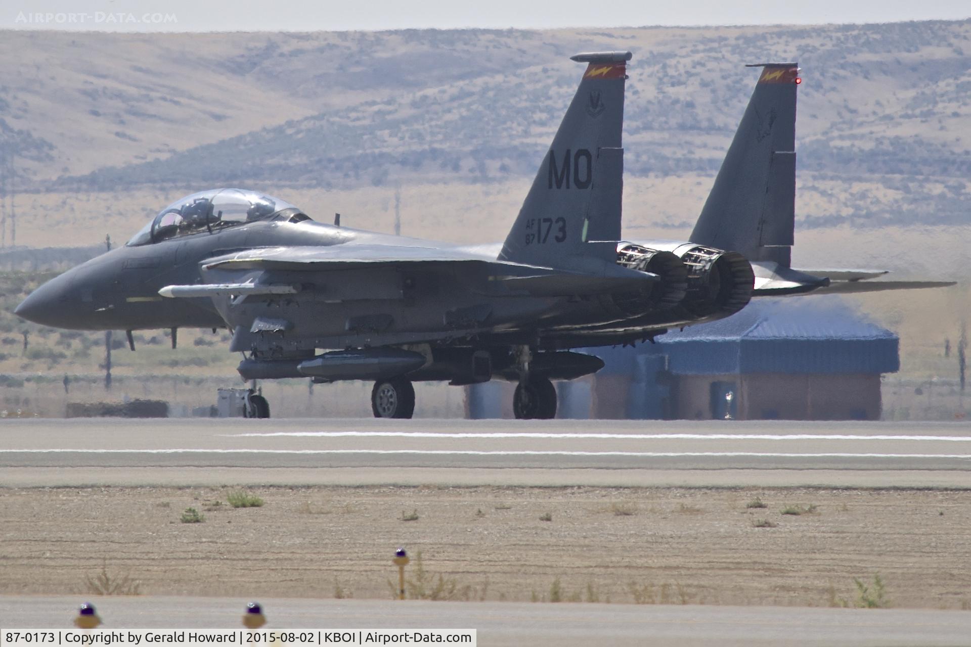 87-0173, 1987 McDonnell Douglas F-15E Strike Eagle C/N 1038/E013, Landing roll out on RWY 10L.  389th FIGHTER SQ 