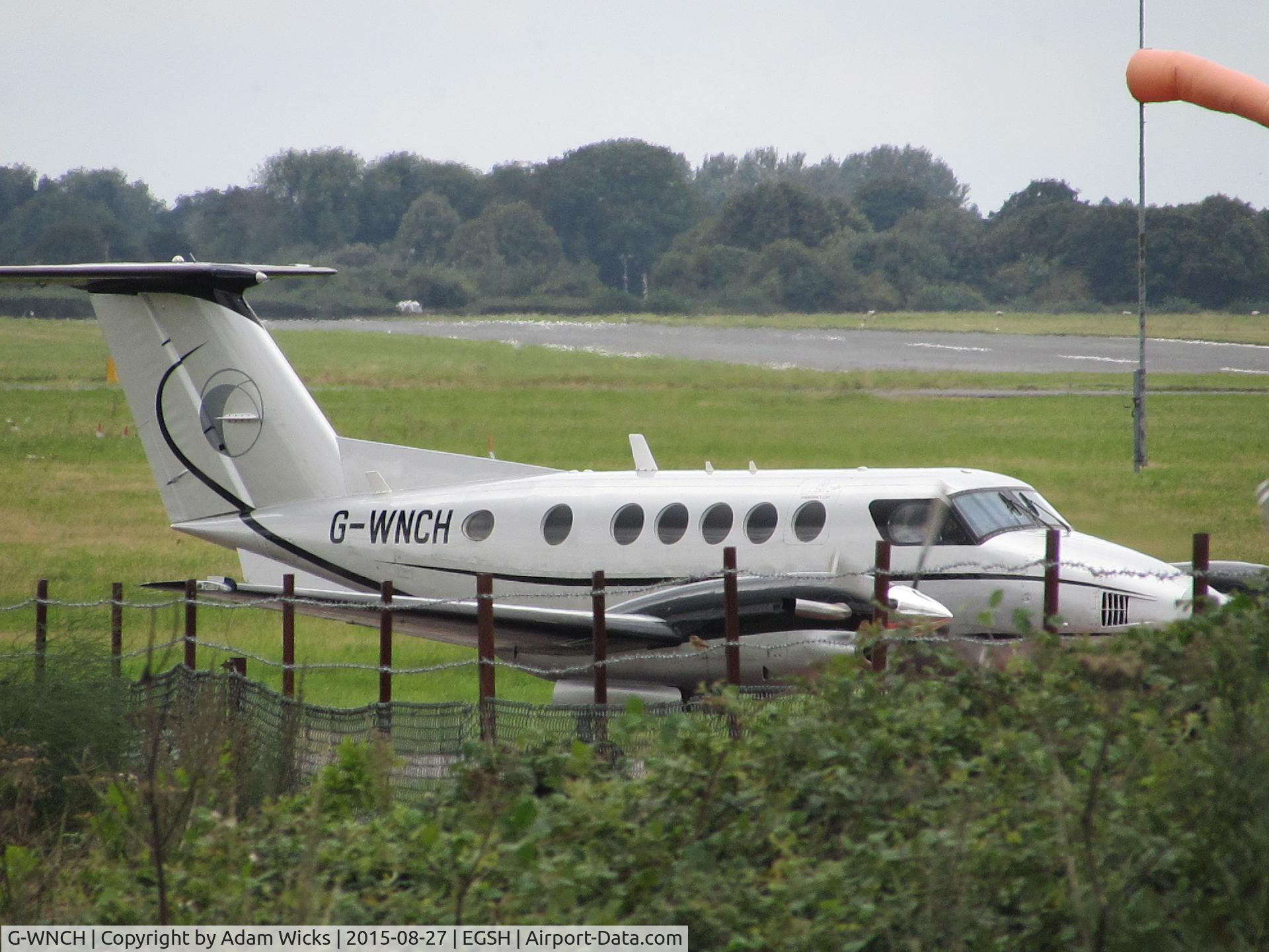 G-WNCH, 1986 Beech B200 Super King Air King Air C/N BB-1259, Taxing for takeoff Runway 27 R