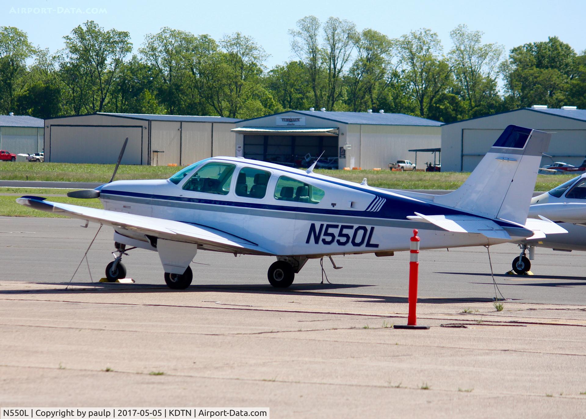 N550L, 1987 Beech F33A Bonanza C/N CE-1190, At Downtown Shreveport.