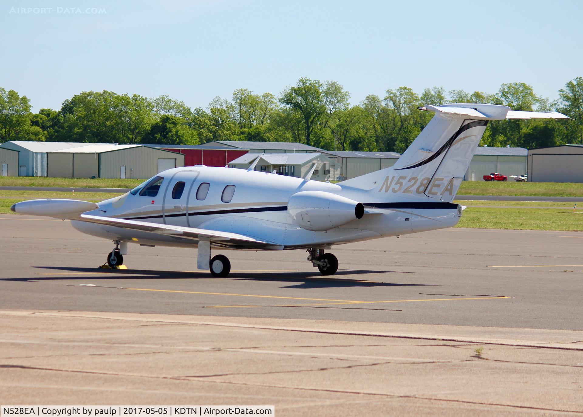 N528EA, 2008 Eclipse Aviation Corp EA500 C/N 000128, At Downtown Shreveport.