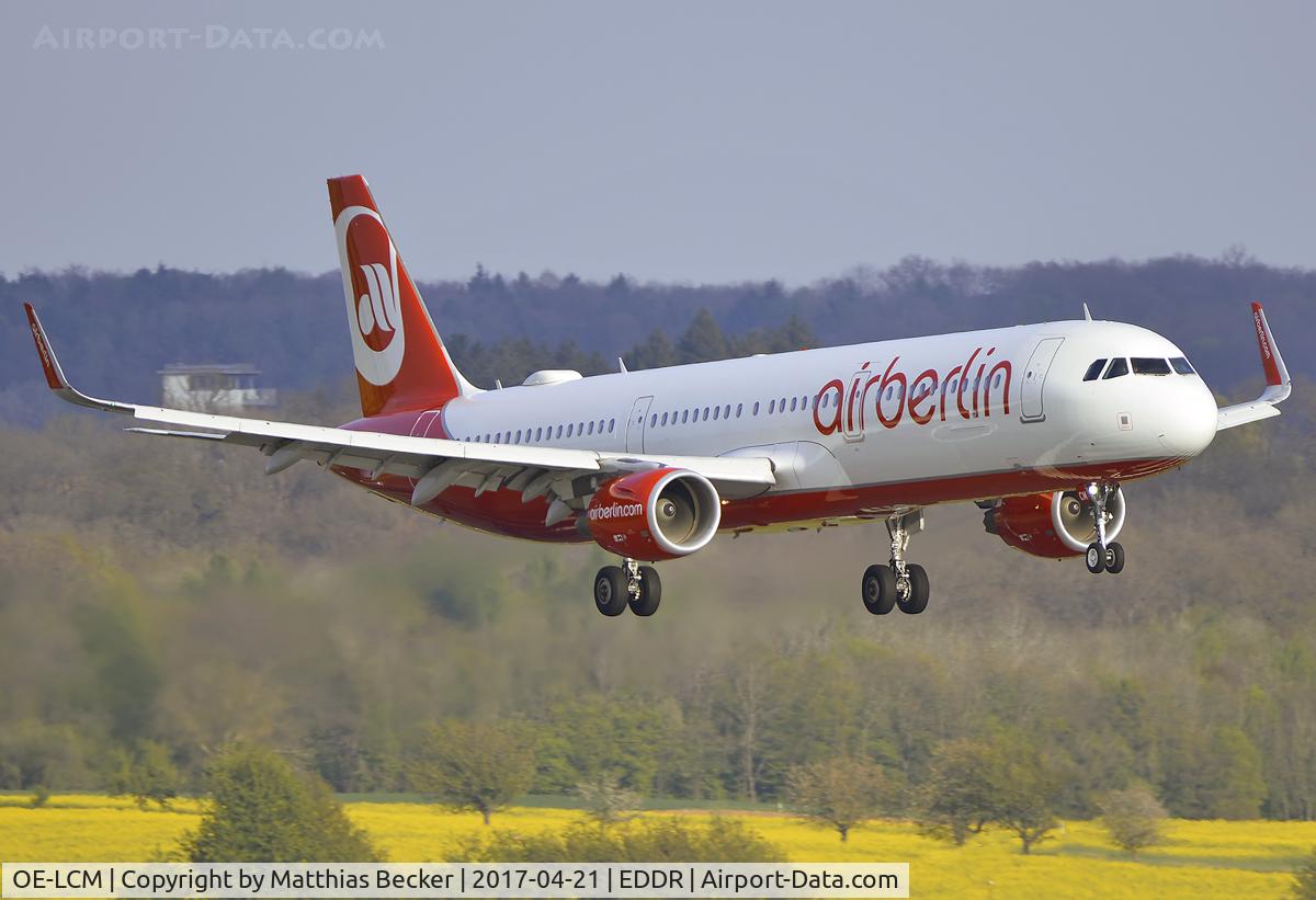 OE-LCM, 2015 Airbus A321-211 C/N 6432, OE-LCM
