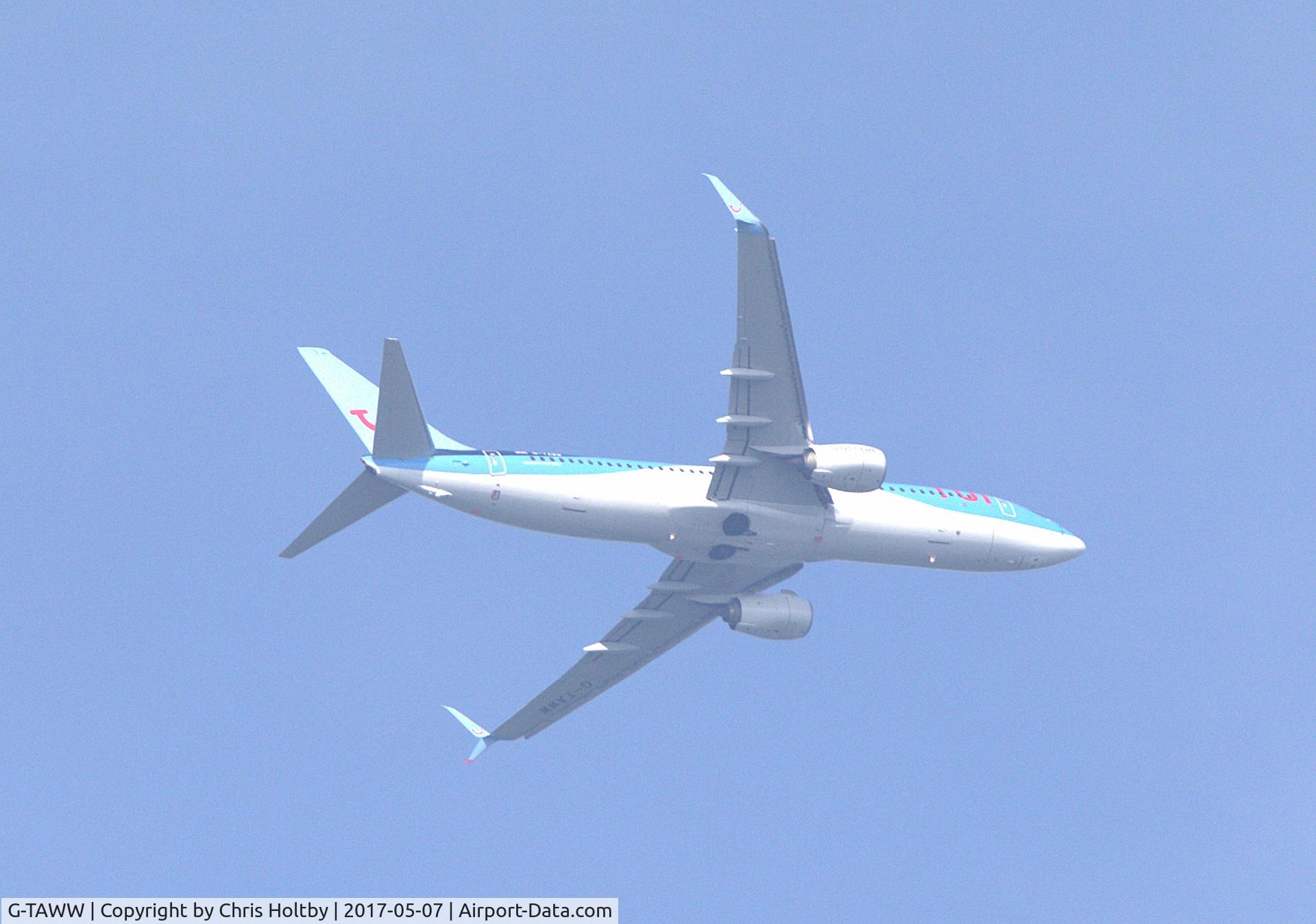G-TAWW, 2015 Boeing 737-8K5 C/N 41663, Over Amwell, Herts
