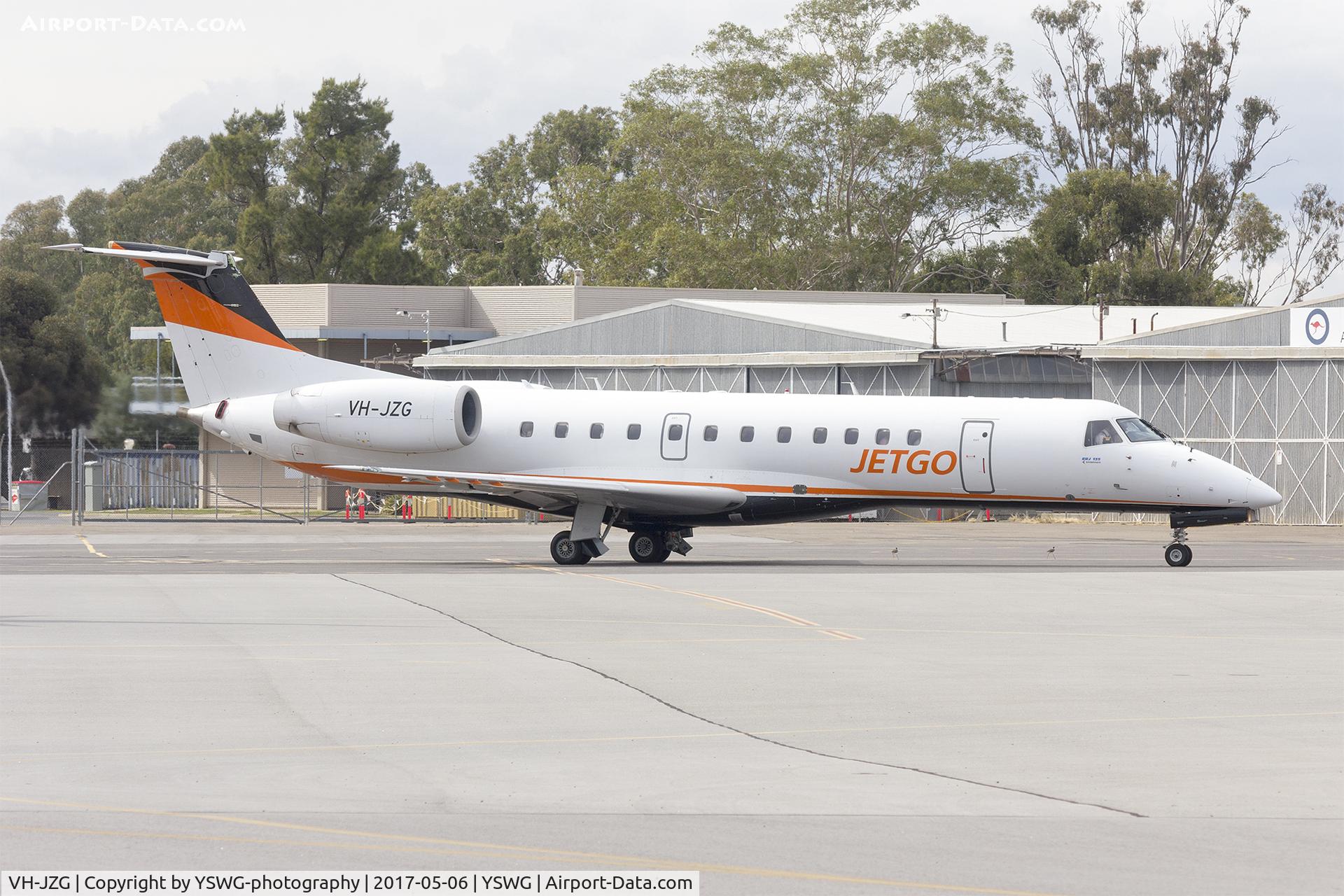 VH-JZG, 2003 Embraer ERJ-135LR (EMB-135LR) C/N 145713, JetGo Australia (VH-JZG) Embraer ERJ-135LR taxiing at Wagga Wagga Airport