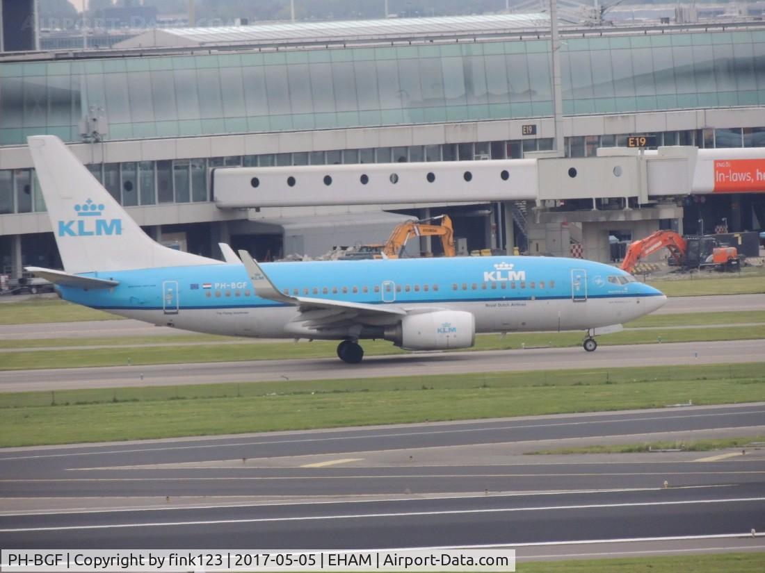 PH-BGF, 2008 Boeing 737-7K2 C/N 30365, KLM TAXING TO RUNWAY
