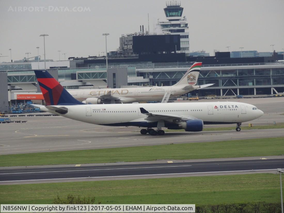 N856NW, 2004 Airbus A330-223 C/N 0631, DELTA A330