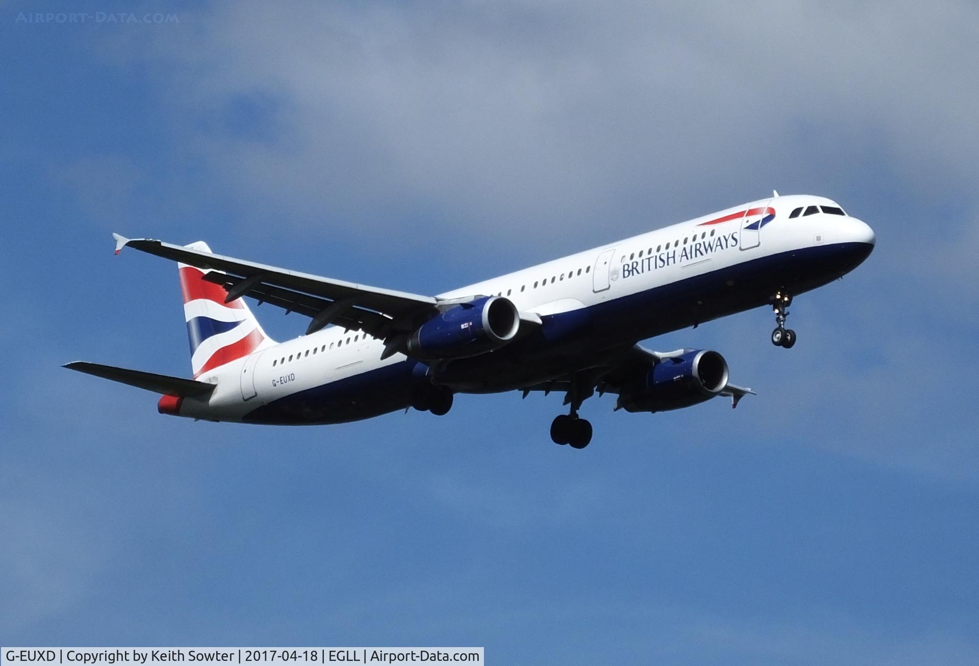 G-EUXD, 2004 Airbus A321-231 C/N 2320, Short finals to land Heathrow 09L