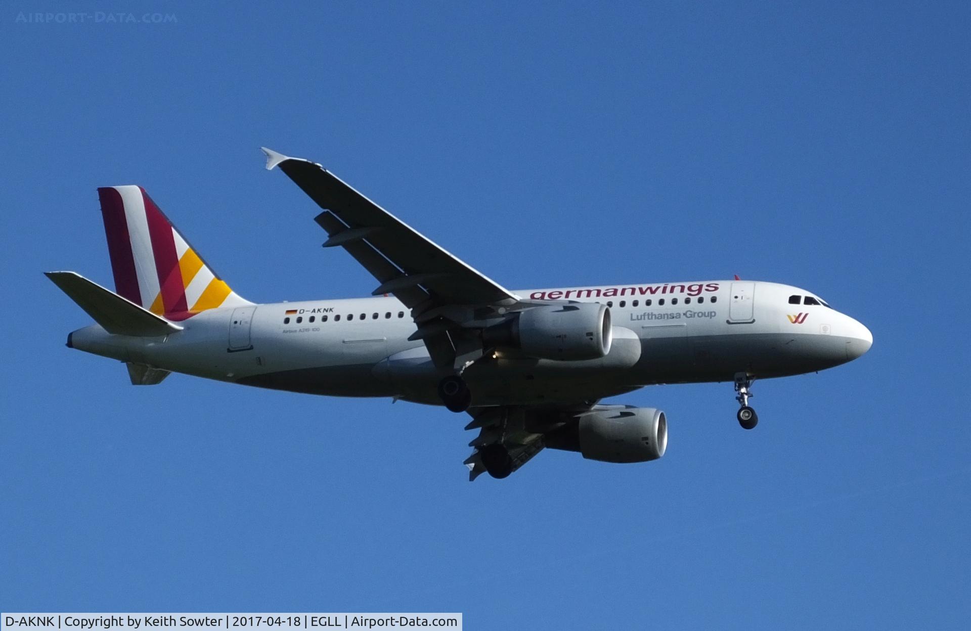 D-AKNK, 1999 Airbus A319-112 C/N 1077, Short finals to land Heathrow 09L