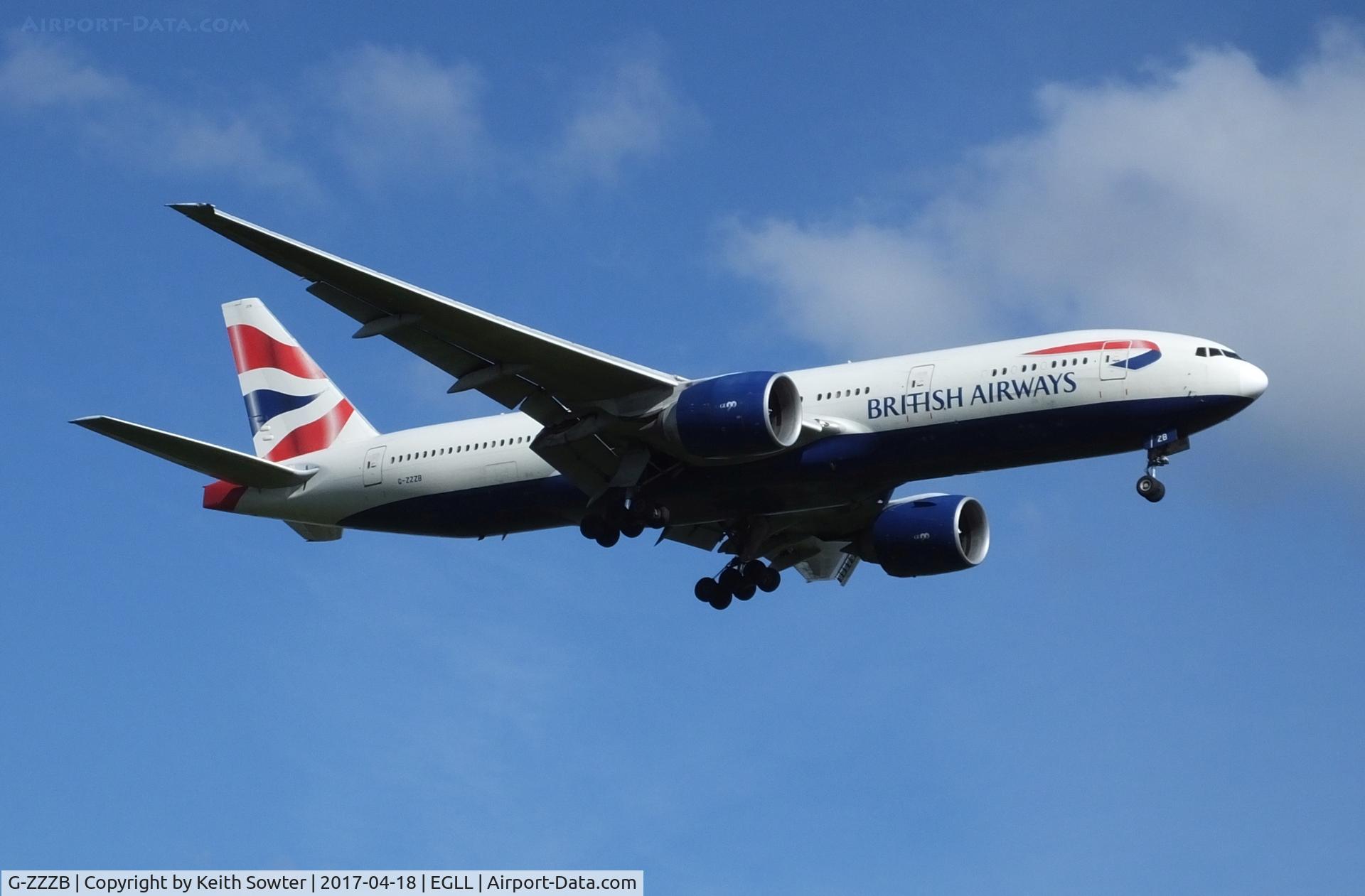 G-ZZZB, 1995 Boeing 777-236 C/N 27106, Short finals to land Heathrow 09L