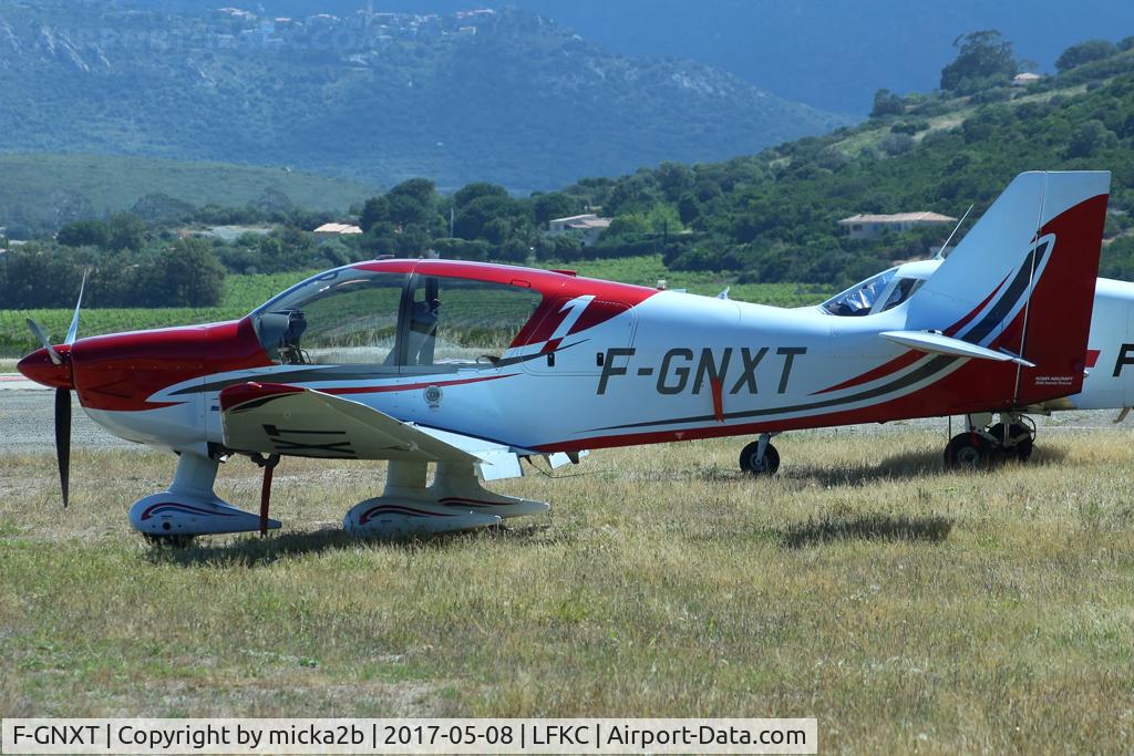 F-GNXT, 2005 Apex (Robin) DR-140-140B C/N 2590, Parked
