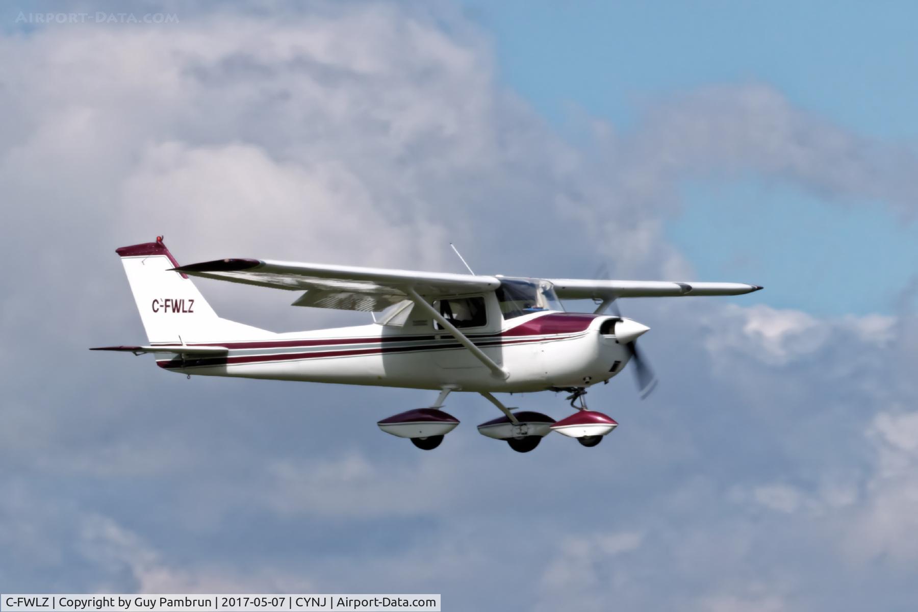 C-FWLZ, 1967 Cessna 150H C/N 15067930, Landing