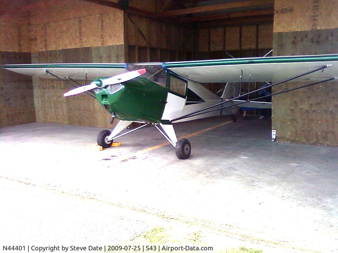 N44401, 1946 Taylorcraft BC12-D C/N 10201, July 2009 Harvey Airfield Snohomish WA