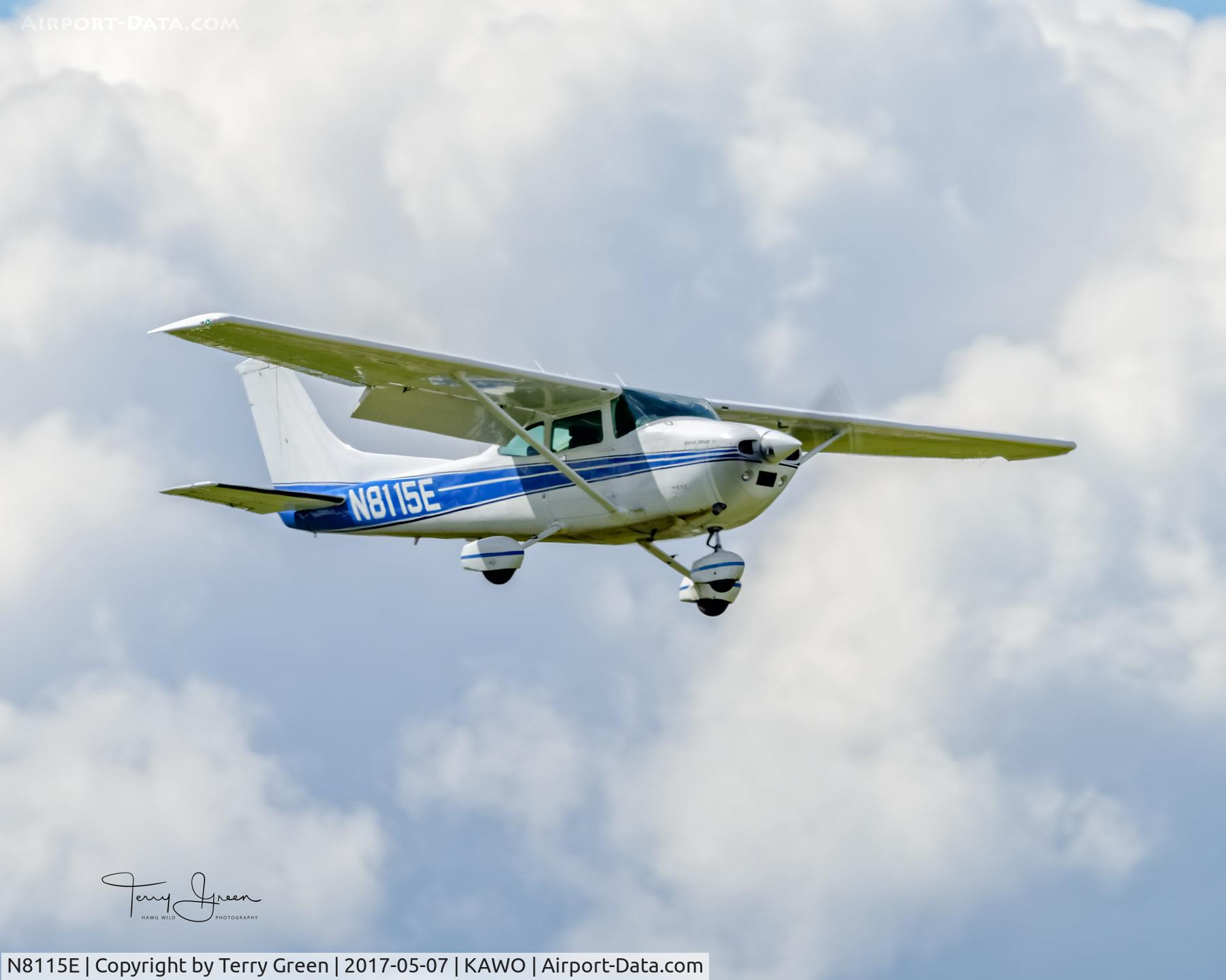 N8115E, 1984 Cessna 182R Skylane C/N 18268386, KAWO