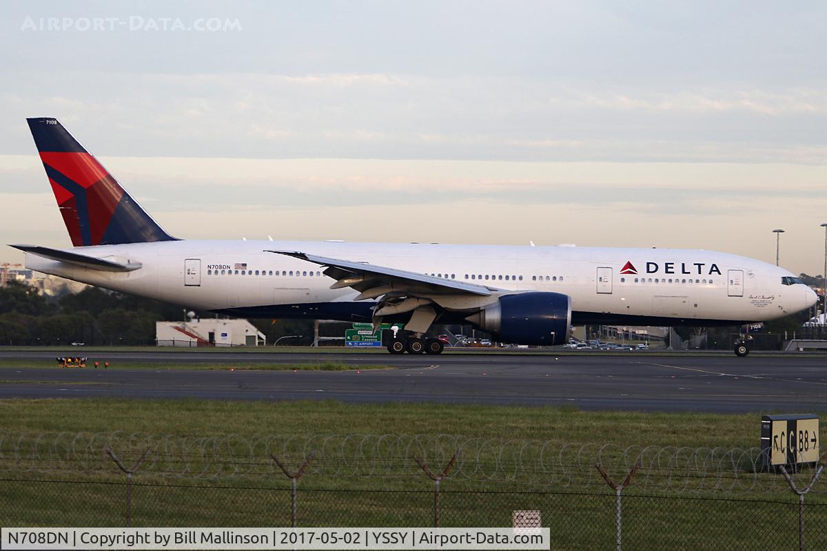 N708DN, 2009 Boeing 777-232/LR C/N 39254, just in from USA