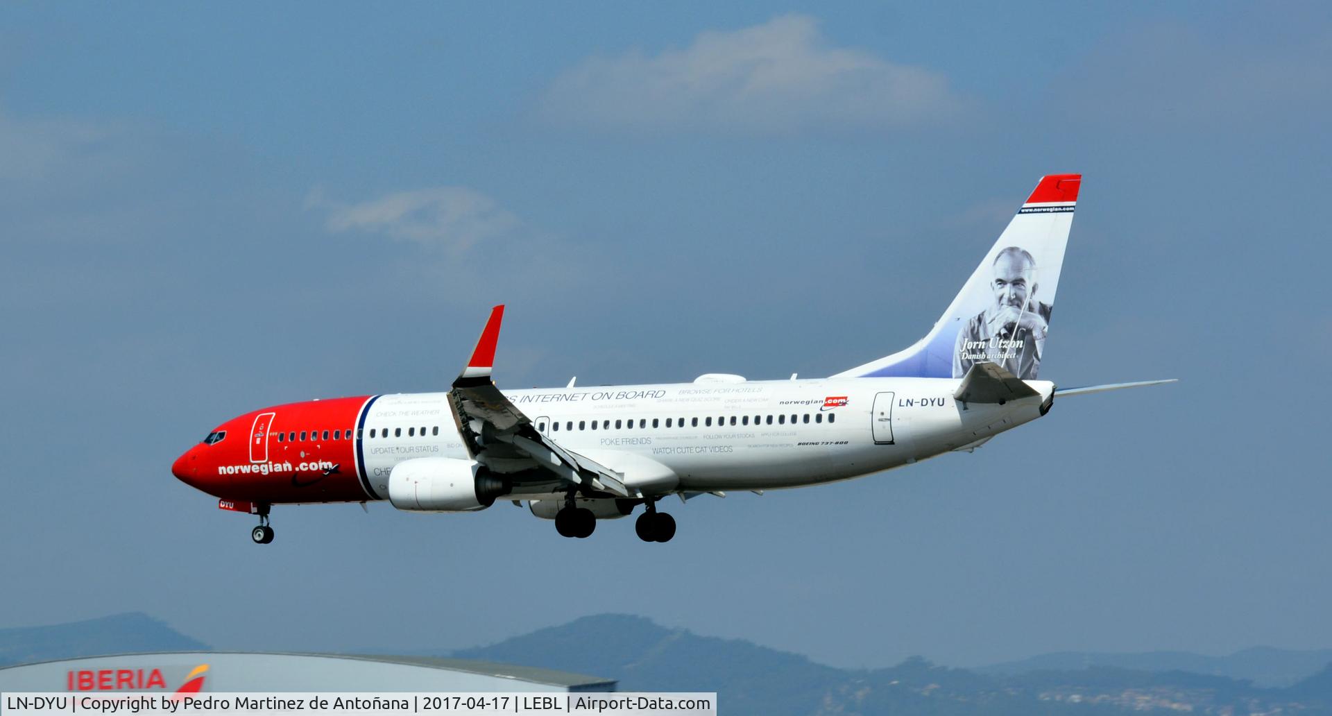 LN-DYU, 2011 Boeing 737-8JP C/N 39008, El Prat  -  Barcelona  -  España