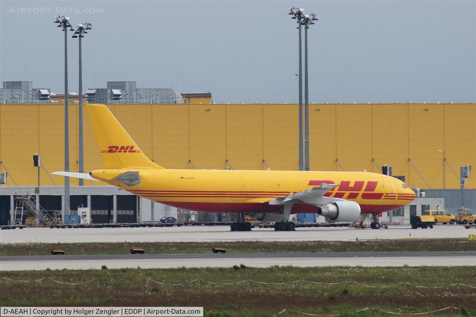 D-AEAH, 1998 Airbus A300B4-622R(F) C/N 783, Lonely freighter in yellow environment....