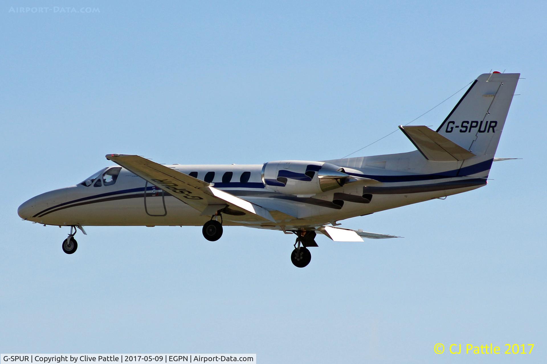 G-SPUR, 1992 Cessna 550 Citation II C/N 550-0714, Landing at DND