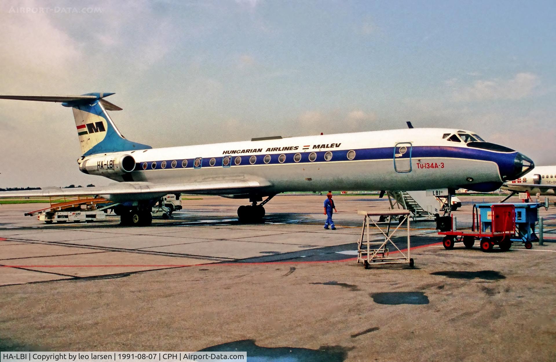 HA-LBI, 1971 Tupolev Tu-134A-3 C/N 1351301, 7.8.1991 Copenhagen